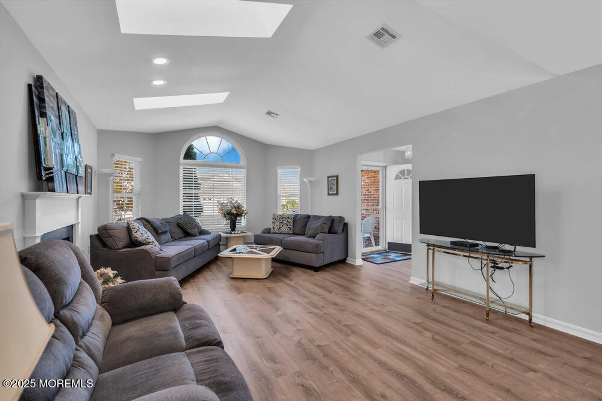 Property Slideshow image 7 of 25 | 170 chesterfield ln, Toms River, NJ, 08757