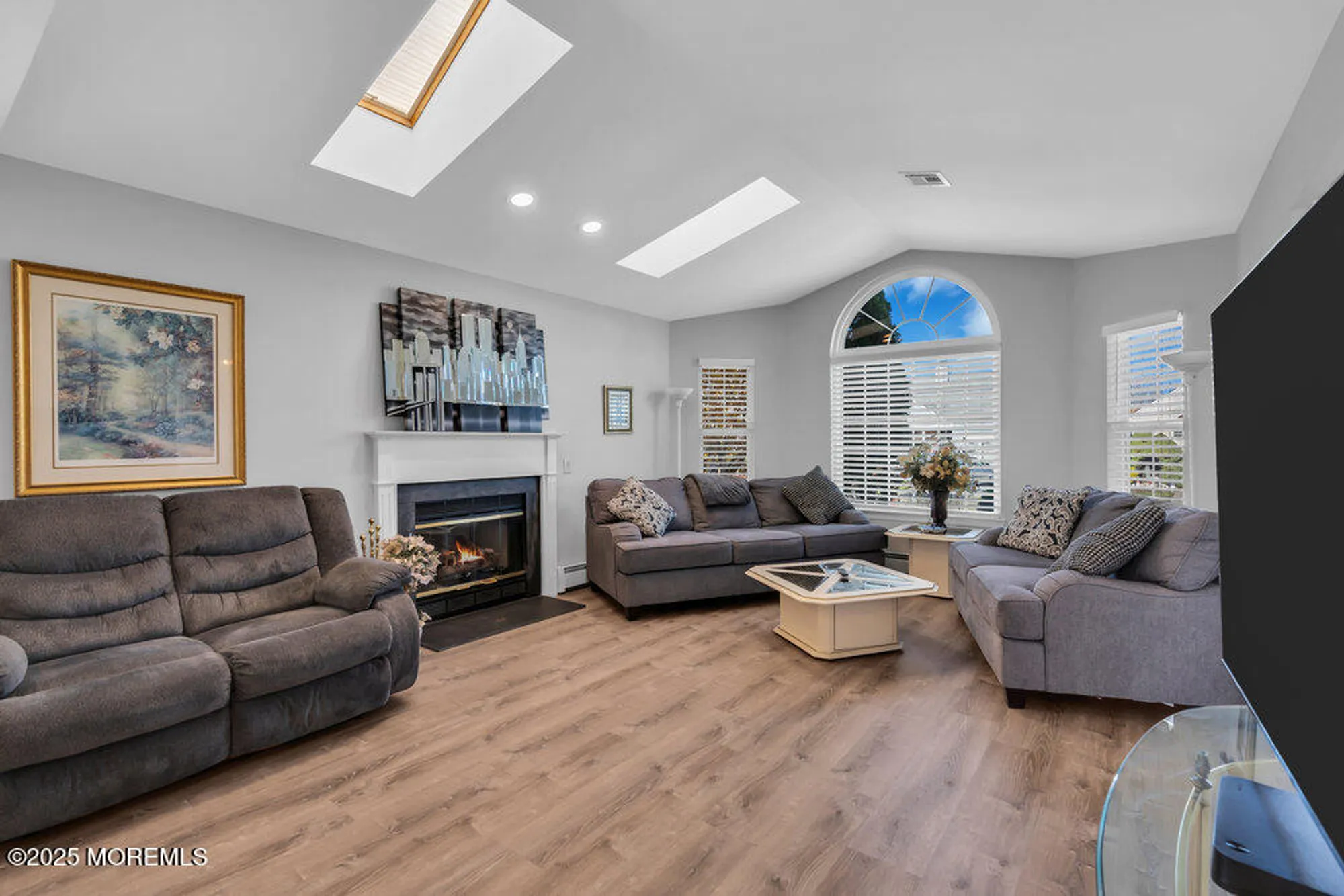 Property Slideshow image 8 of 25 | 170 chesterfield ln, Toms River, NJ, 08757