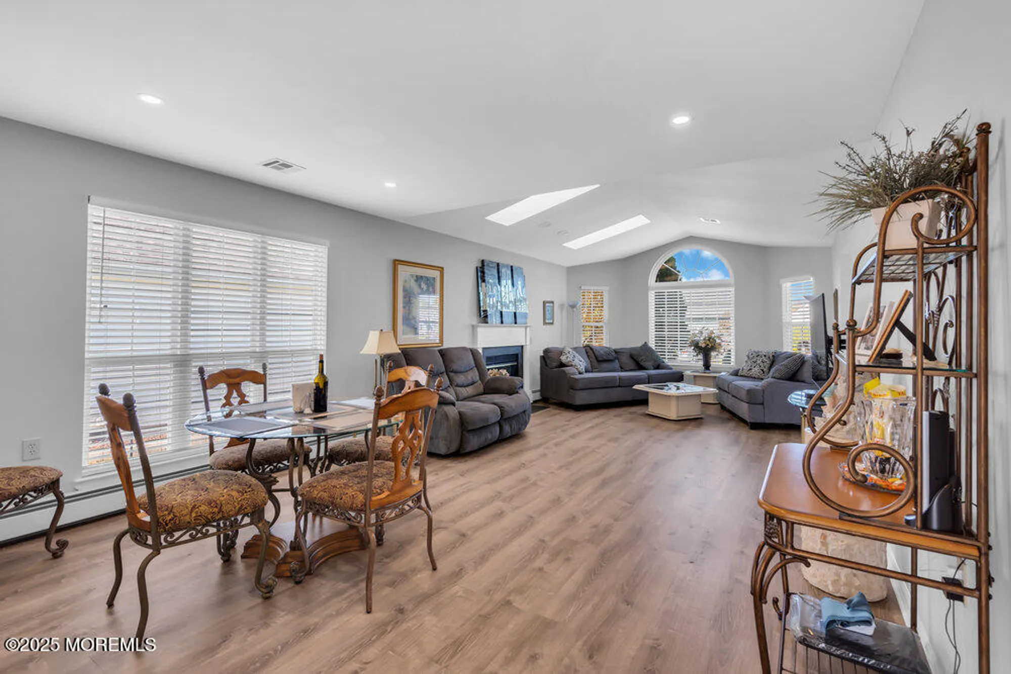 Property Slideshow image 9 of 25 | 170 chesterfield ln, Toms River, NJ, 08757