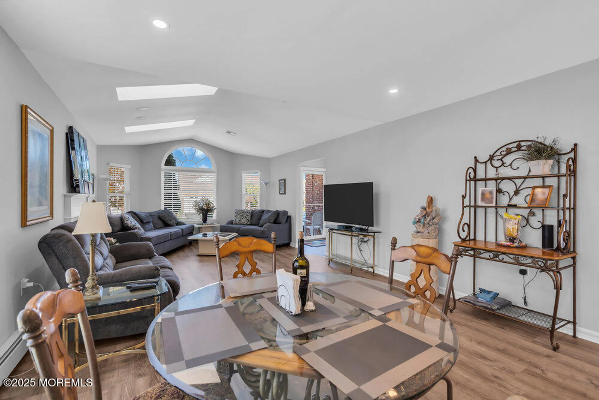 Property Slideshow image 10 of 25 | 170 chesterfield ln, Toms River, NJ, 08757