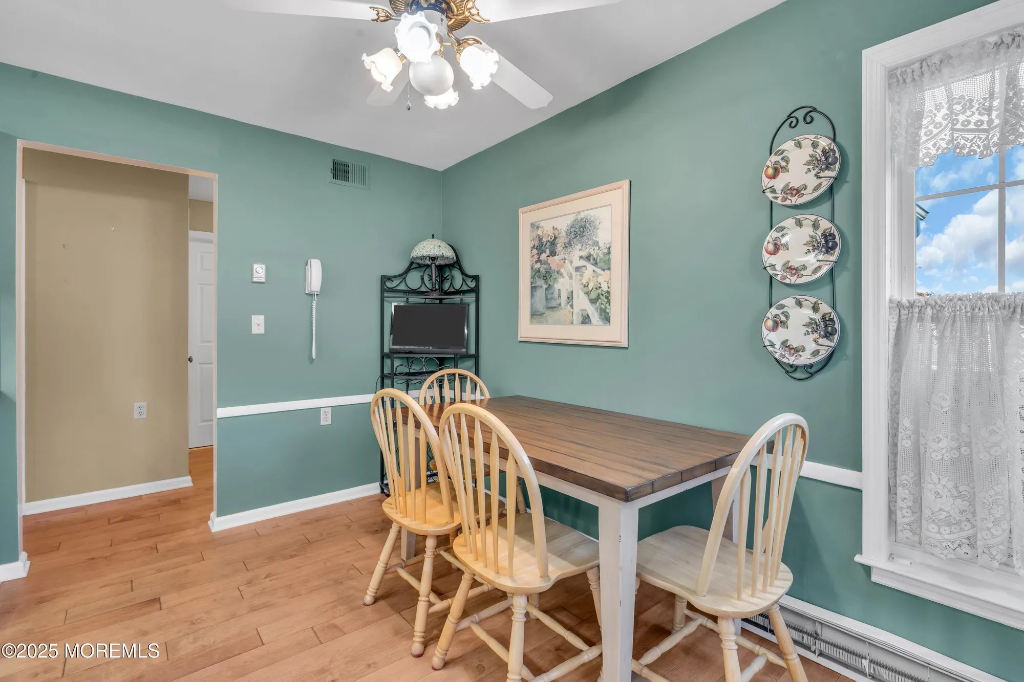 Property Slideshow image 19 of 51 | 2 weybridge pl, Manchester, NJ, 08759