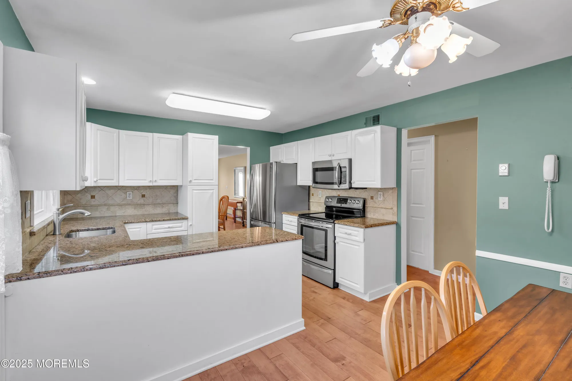 Property Slideshow image 20 of 51 | 2 weybridge pl, Manchester, NJ, 08759