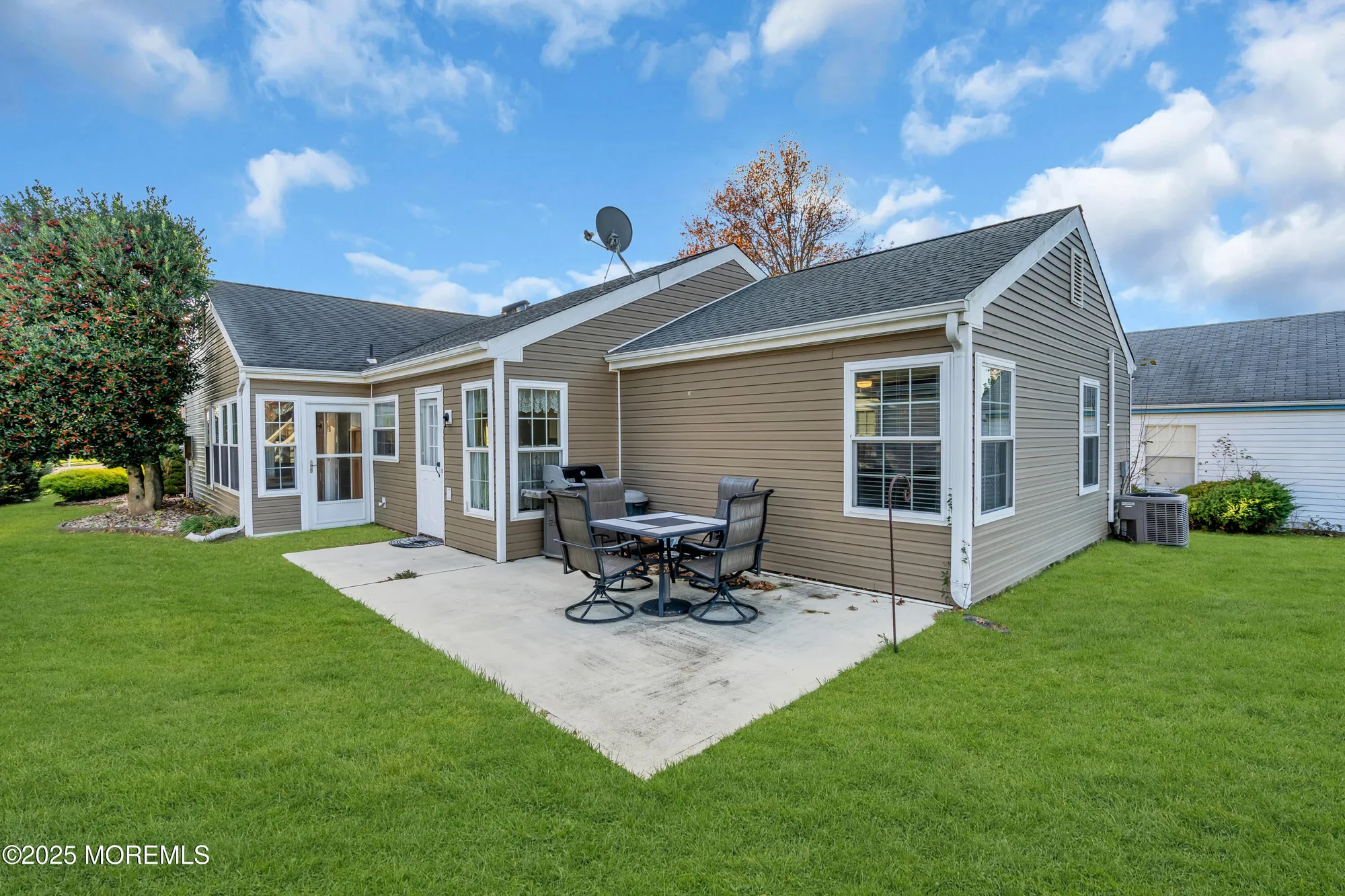 Property Slideshow image 35 of 51 | 2 weybridge pl, Manchester, NJ, 08759