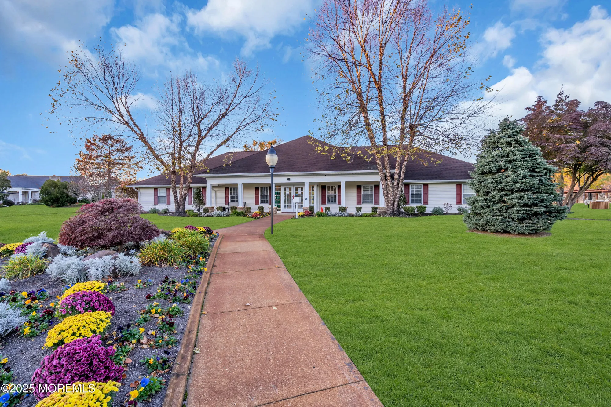 Property Slideshow image 38 of 51 | 2 weybridge pl, Manchester, NJ, 08759