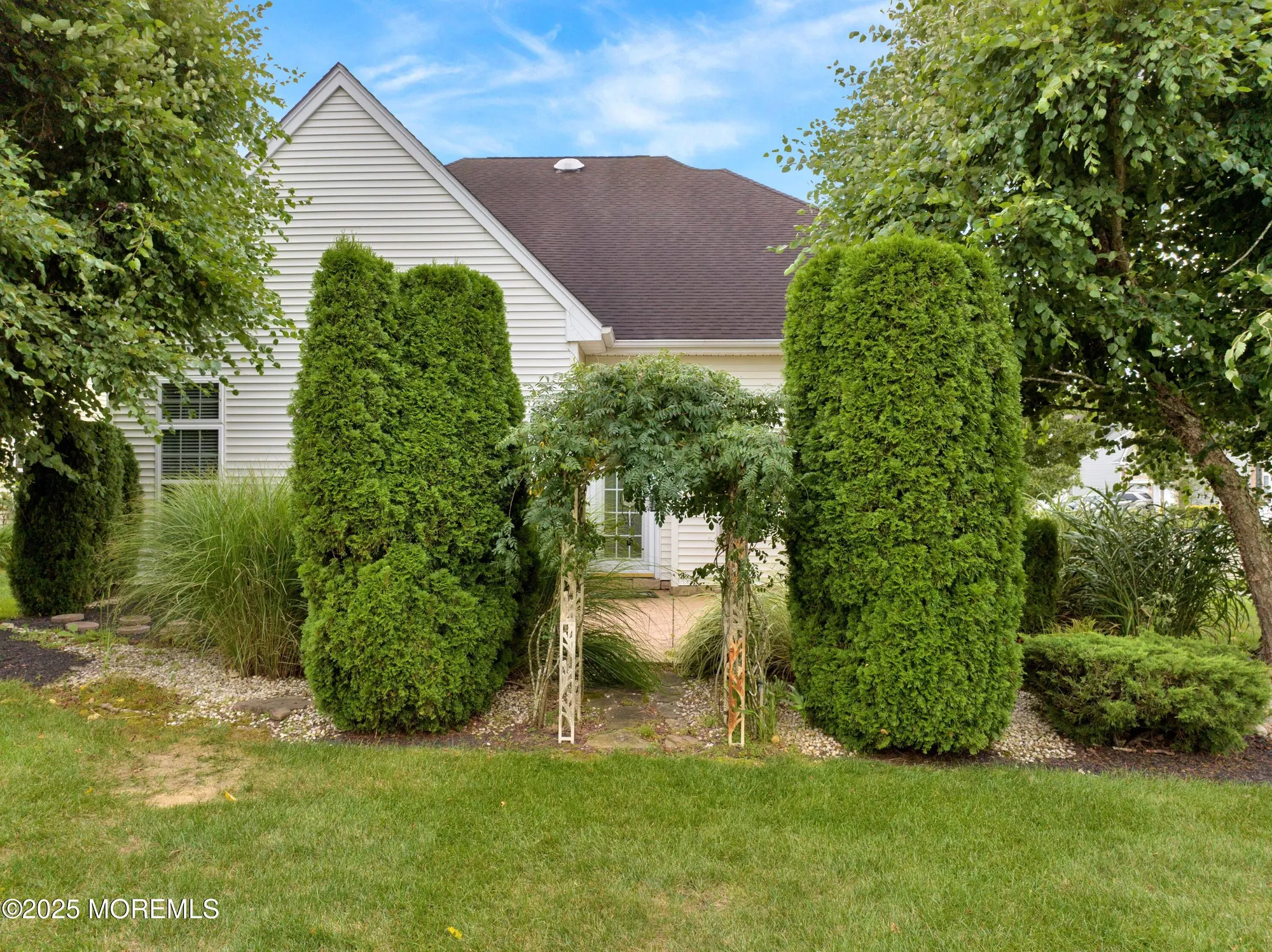 Property Slideshow image 28 of 35 | 21 hingham ln, Barnegat, NJ, 08005