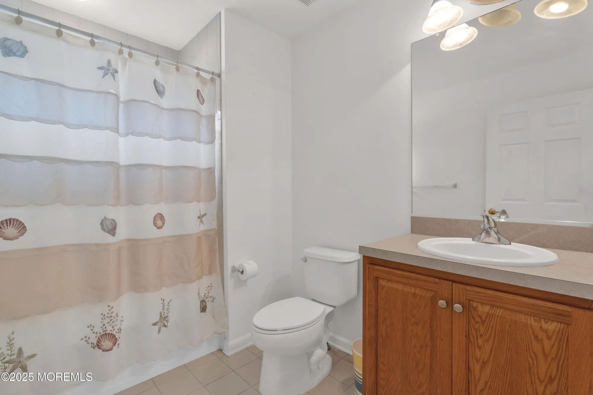 Property Slideshow image 26 of 35 | 21 hingham ln, Barnegat, NJ, 08005