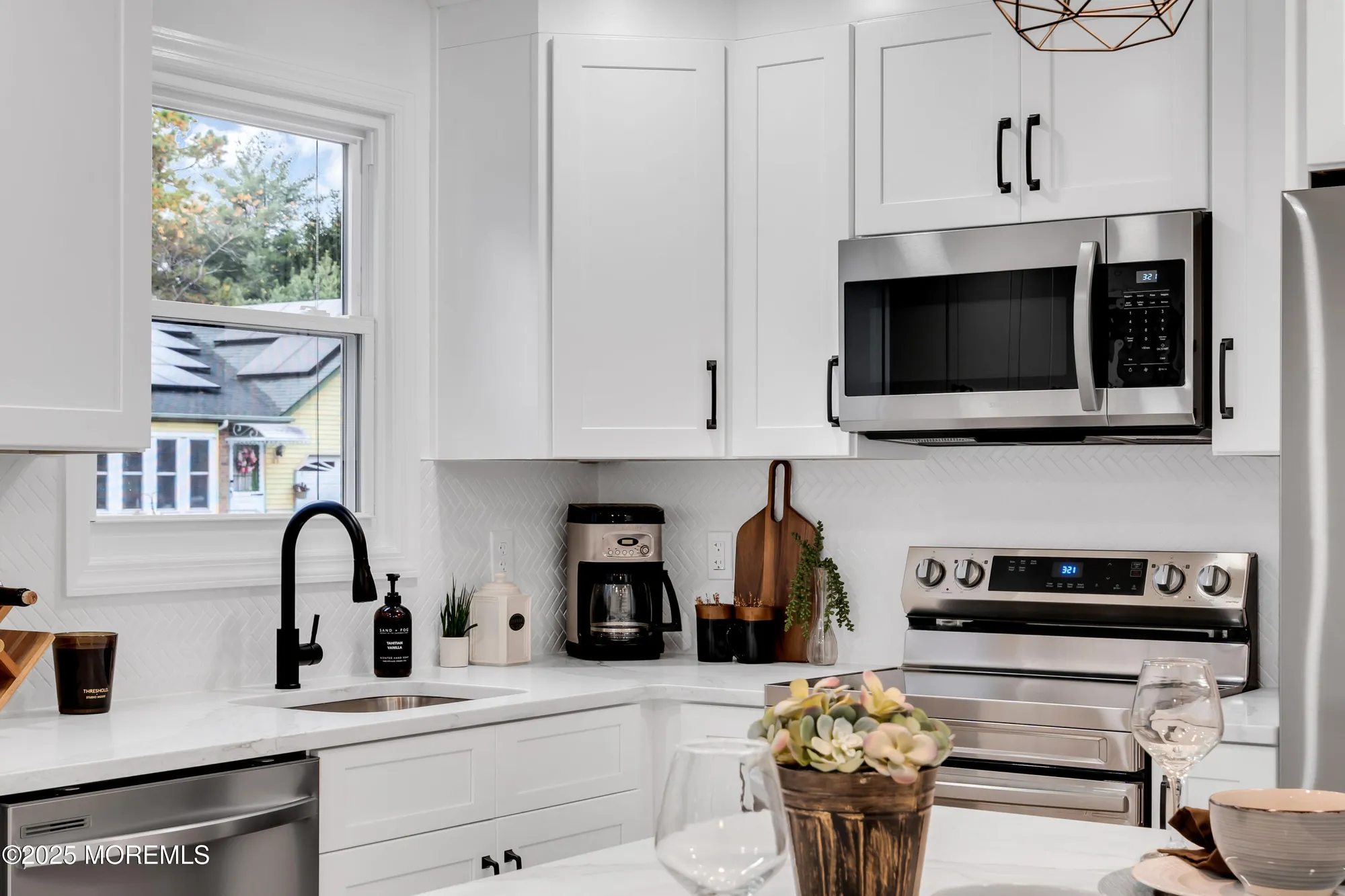 Property Slideshow image 19 of 36 | 1 greenwood ln b, Whiting, NJ, 08759