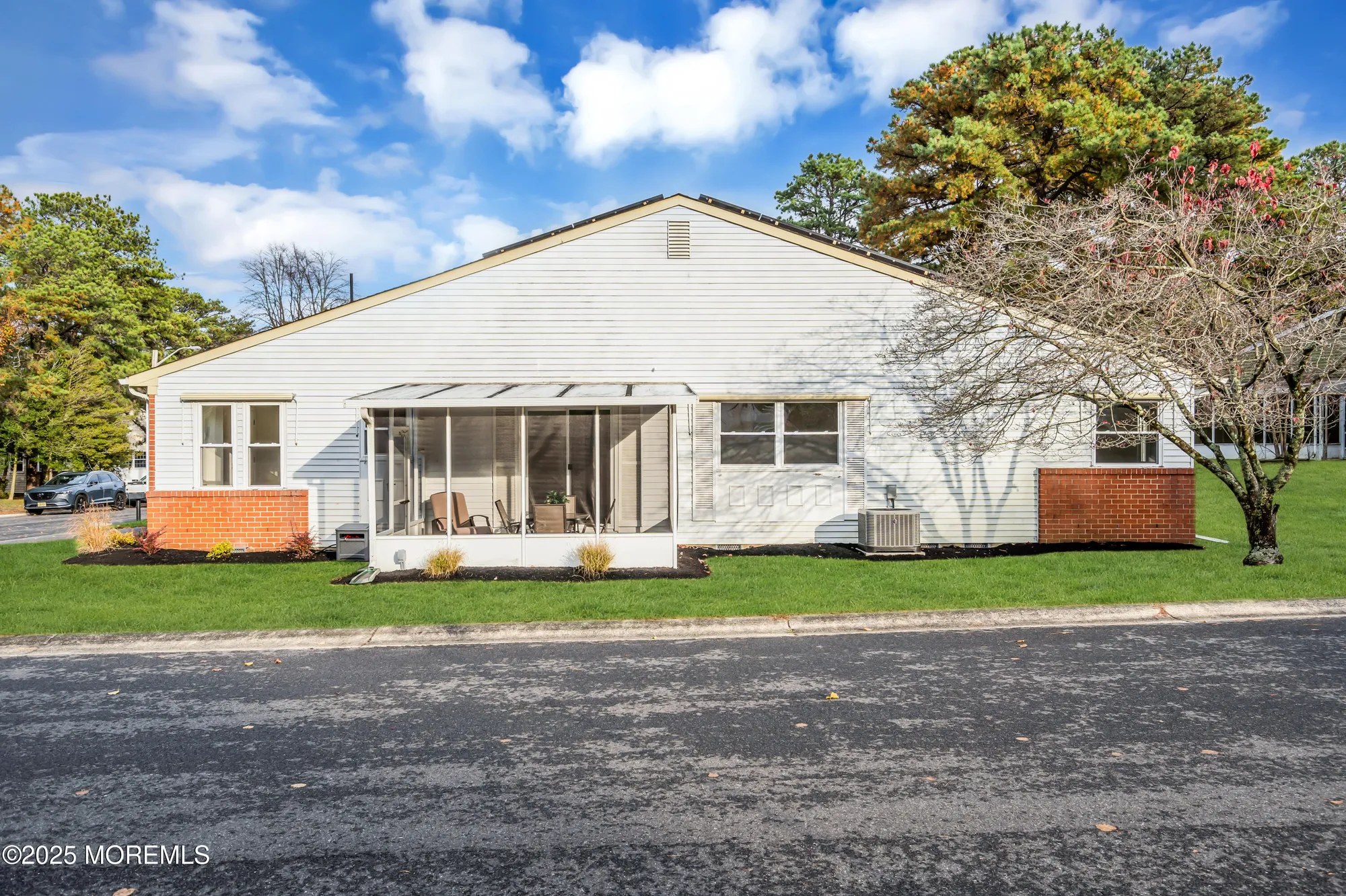 Property Slideshow image 33 of 36 | 1 greenwood ln b, Whiting, NJ, 08759