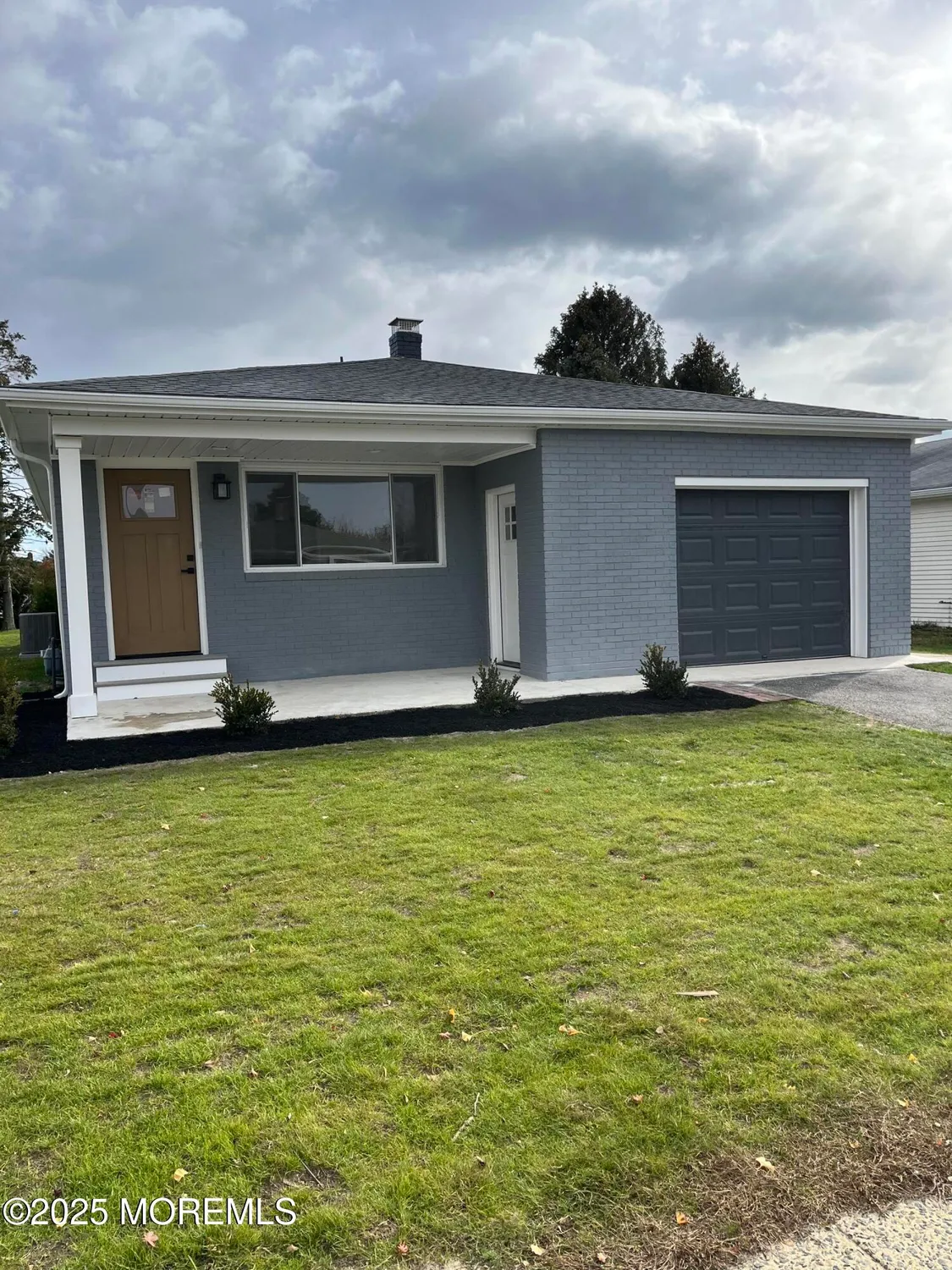 Property Slideshow image 3 of 9 | 7 santa fe ct, Toms River, NJ, 08757