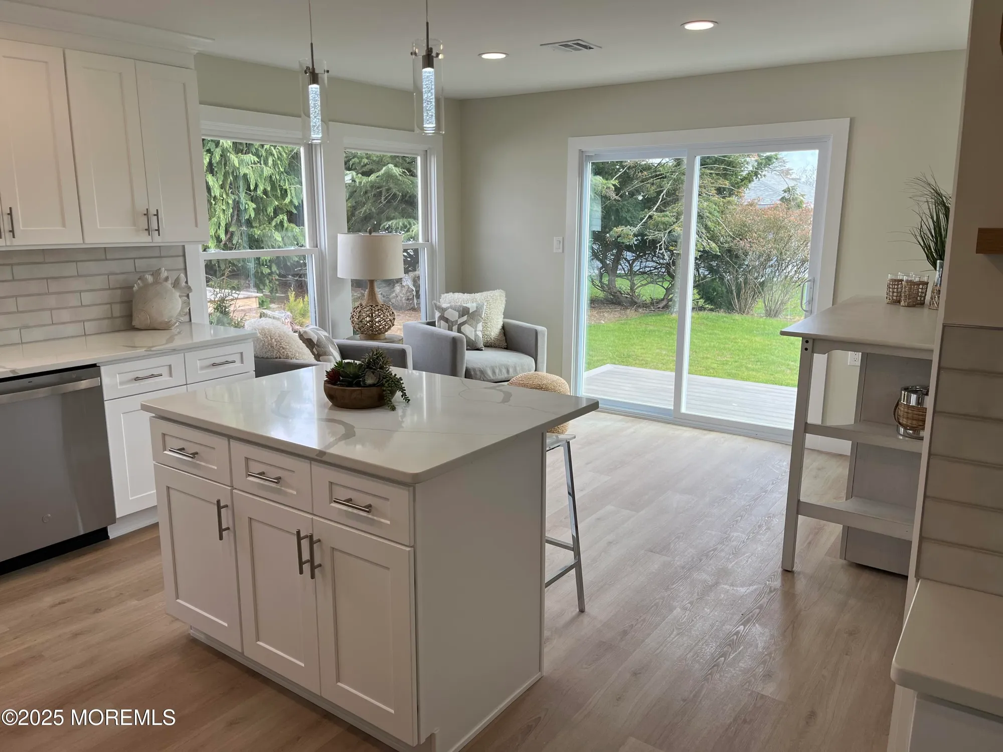 Property Slideshow image 7 of 9 | 7 santa fe ct, Toms River, NJ, 08757