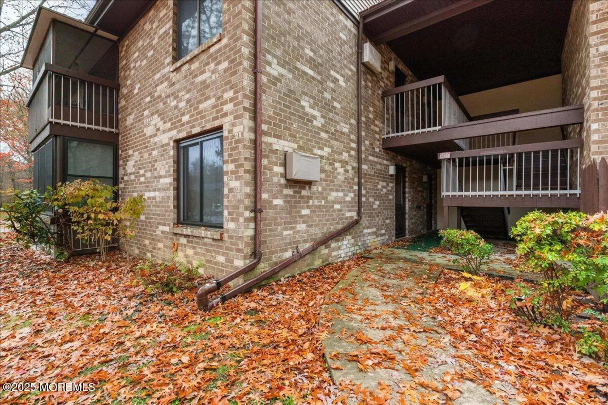 Property Slideshow image 2 of 16 | 93 arrowood rd g, Manalapan, NJ, 07726