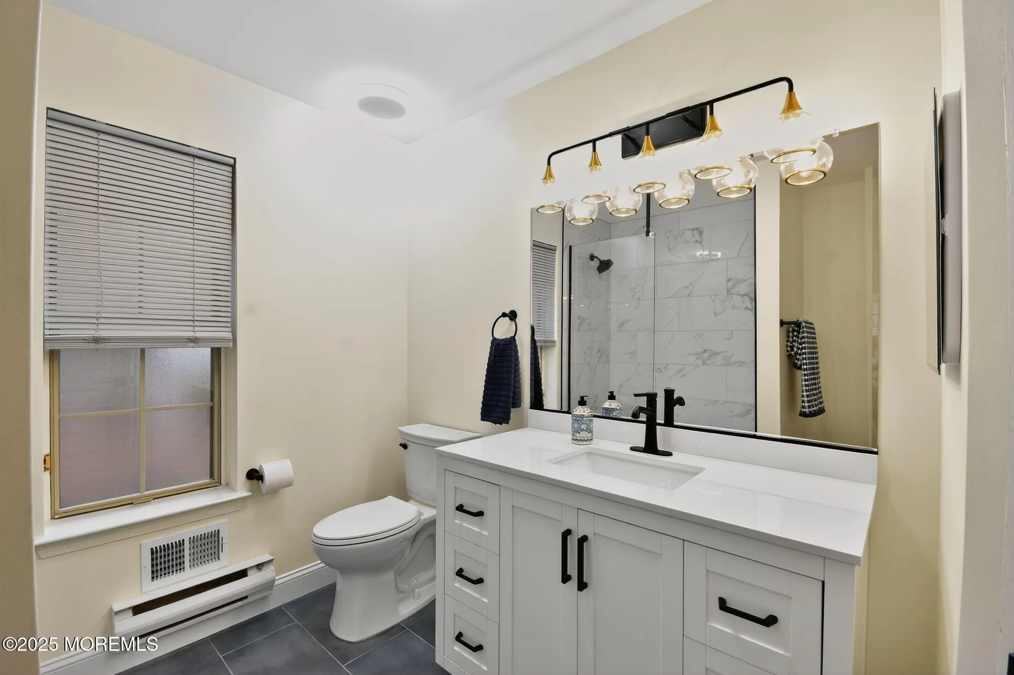 Property Slideshow image 11 of 27 | 2 llewellyn ct, Jackson, NJ, 08527