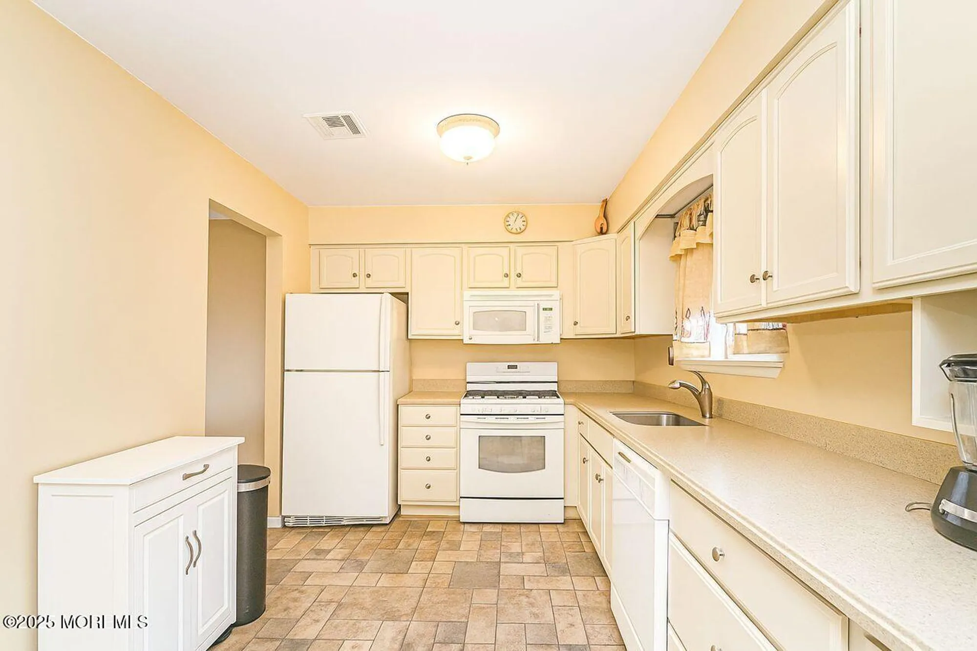 Property Slideshow image 8 of 19 | 55 tony ct, Brick, NJ, 08724