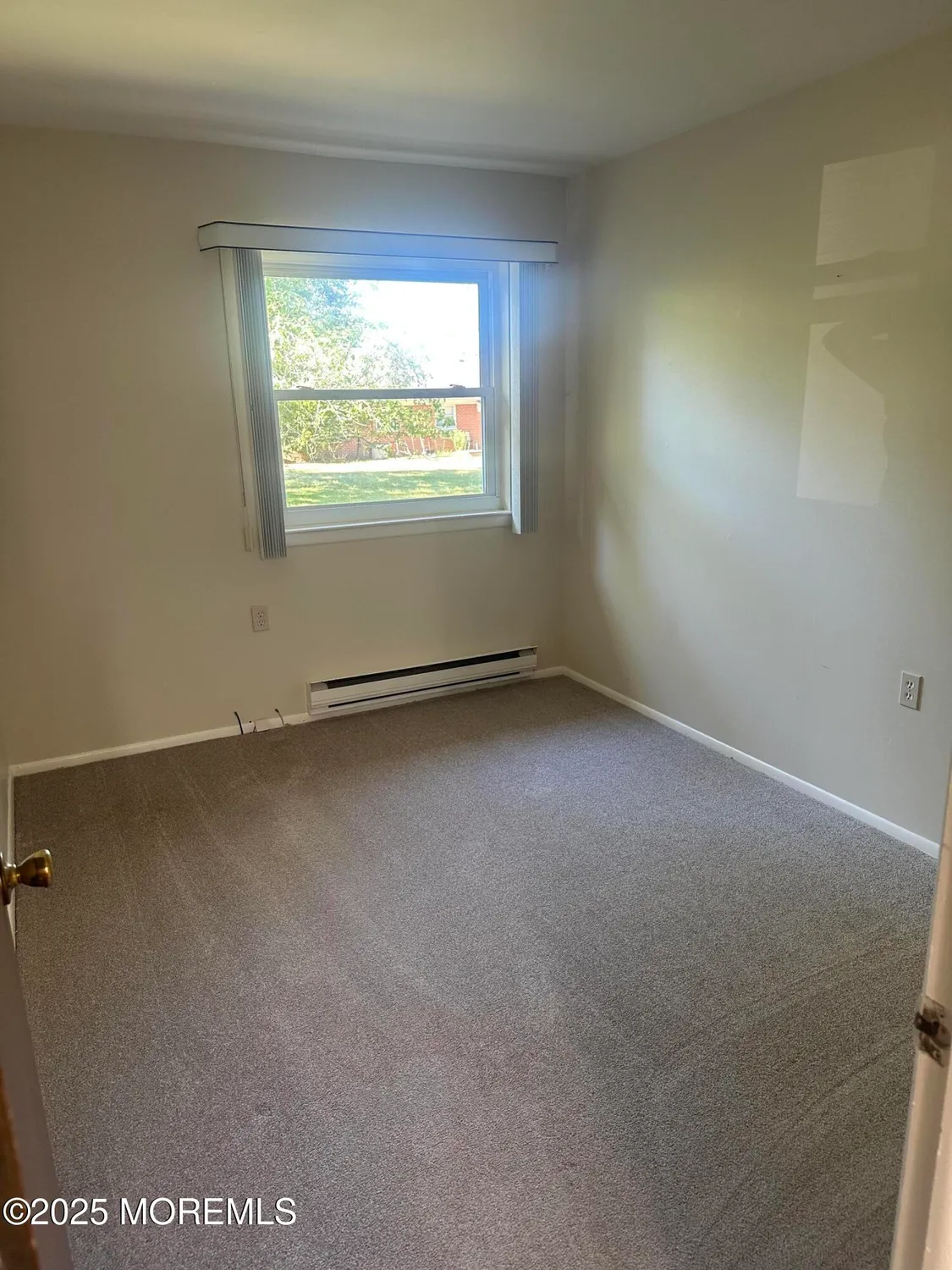 Property Slideshow image 19 of 22 | 8a yorktowne pkwy, Whiting, NJ, 08759