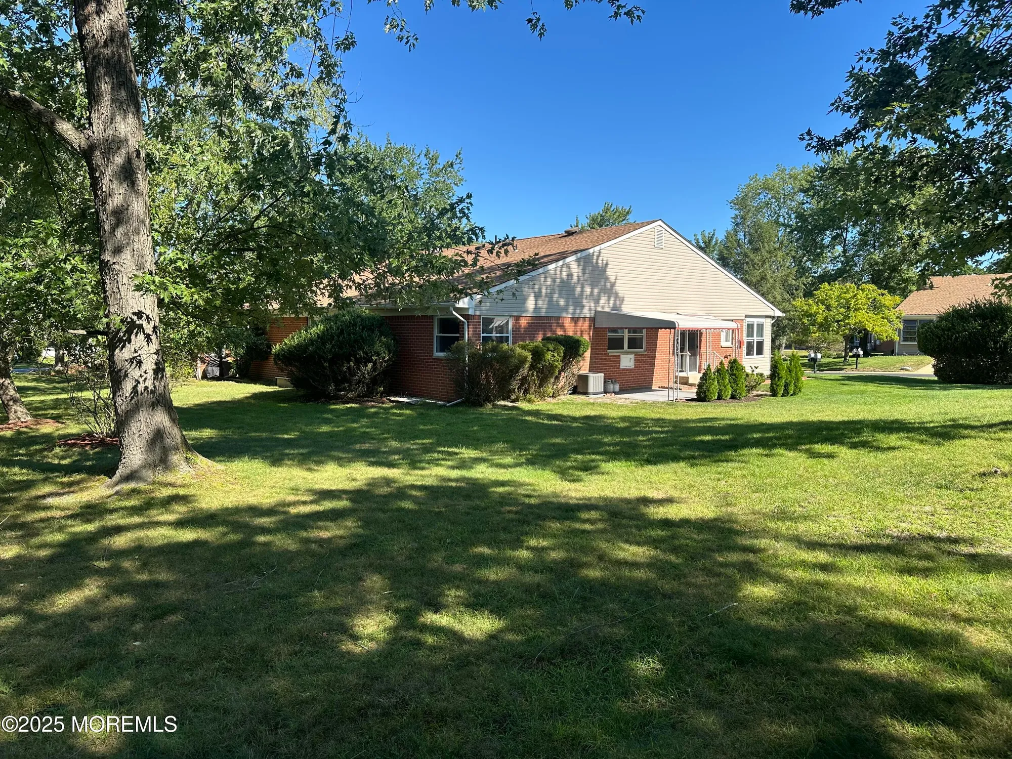 Property Slideshow image 22 of 22 | 8a yorktowne pkwy, Whiting, NJ, 08759