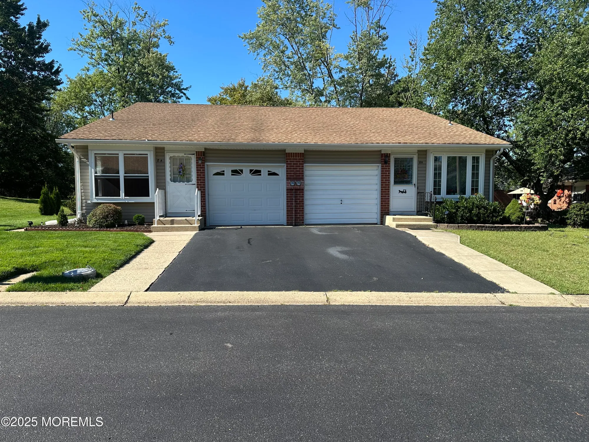 Property Slideshow image 2 of 22 | 8a yorktowne pkwy, Whiting, NJ, 08759