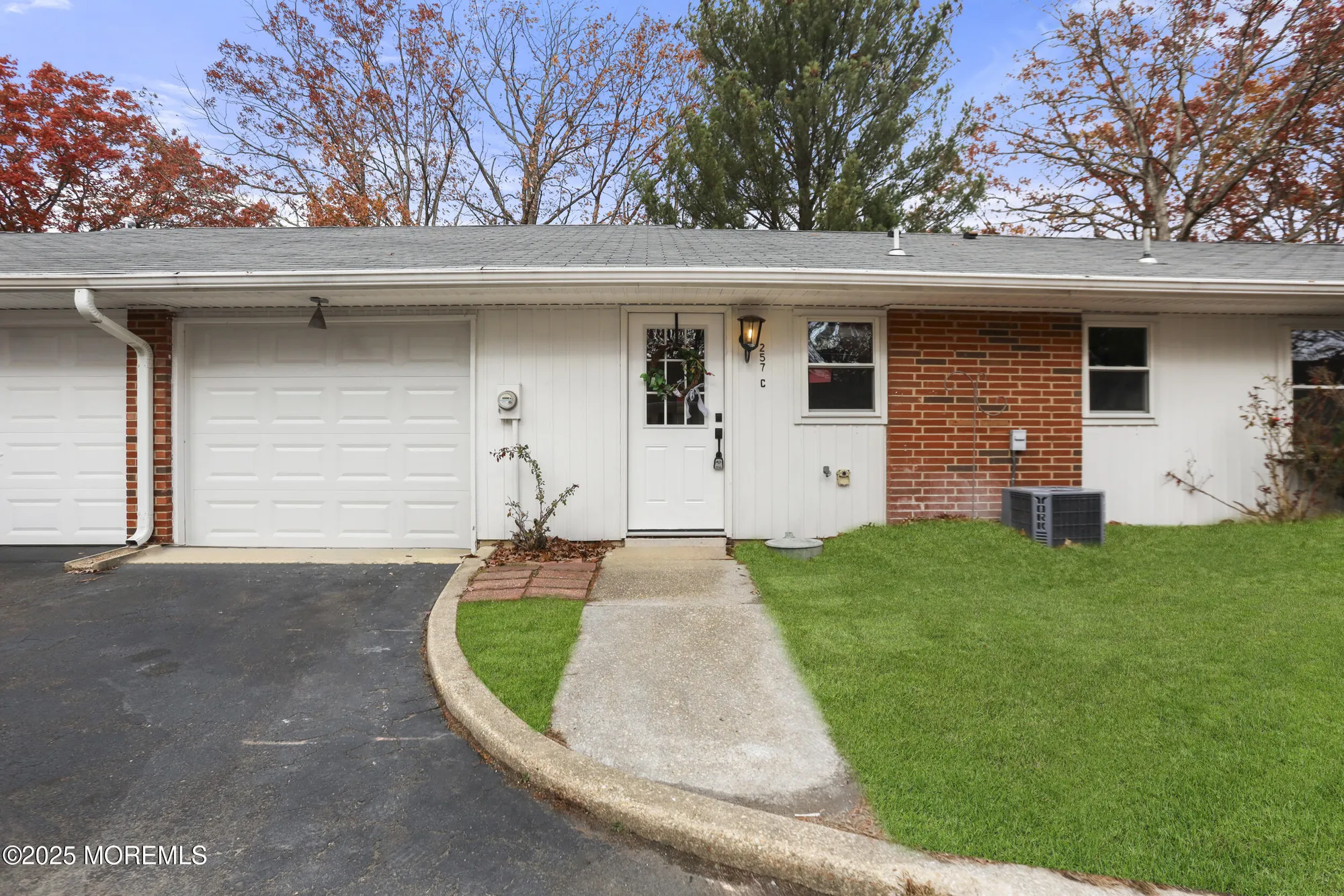 Property Slideshow image 1 of 24 | 257 jefferson ct c, Lakewood, NJ, 08701