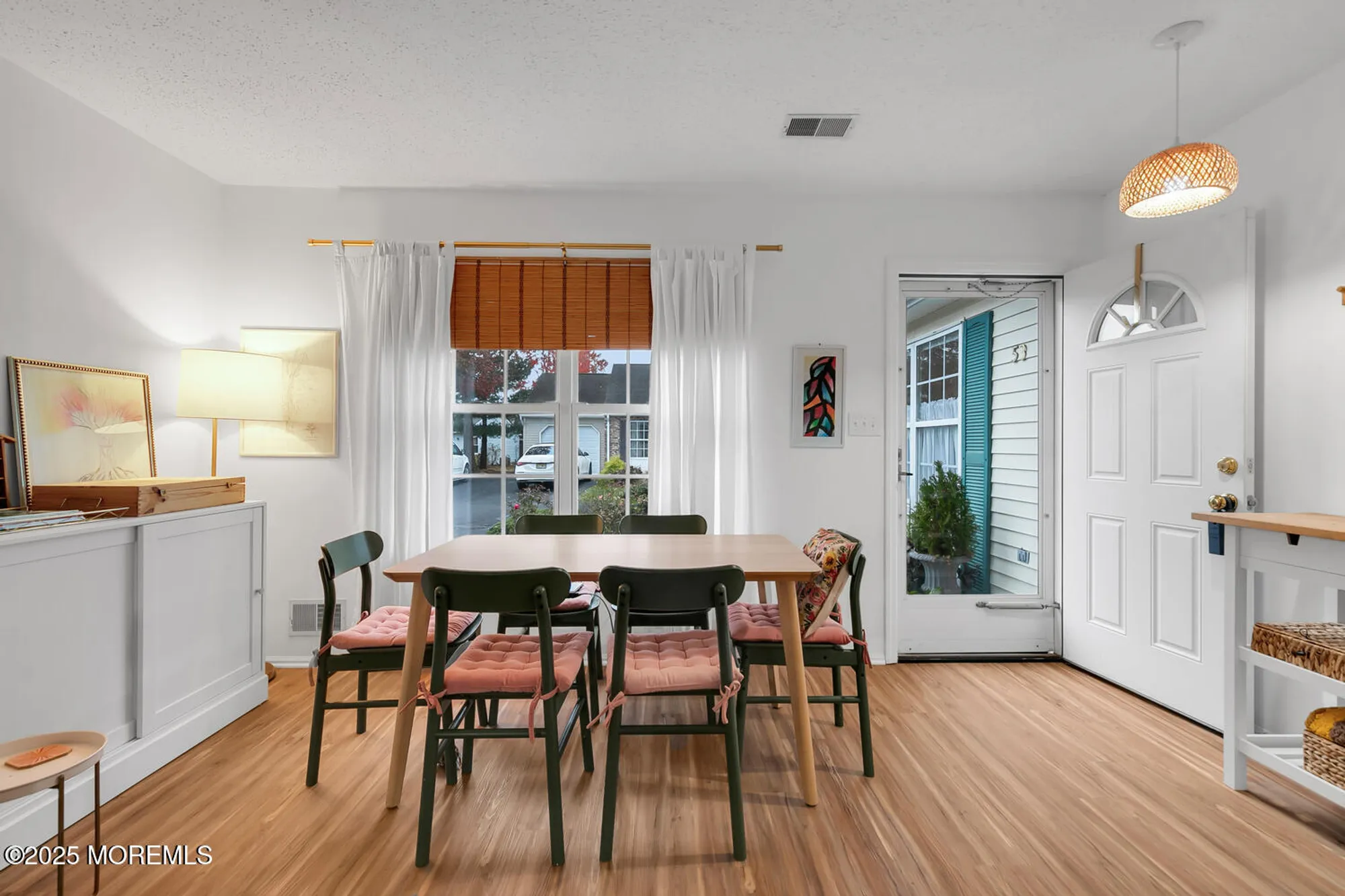 Property Slideshow image 4 of 25 | 53 farnworth close, Freehold, NJ, 07728