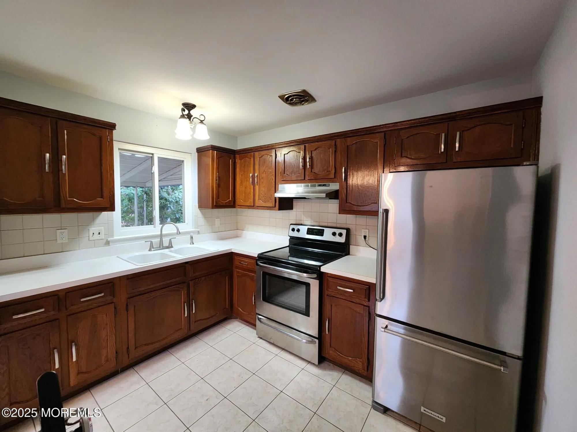 Property Slideshow image 2 of 13 | 18 hudson pkwy, Whiting, NJ, 08759