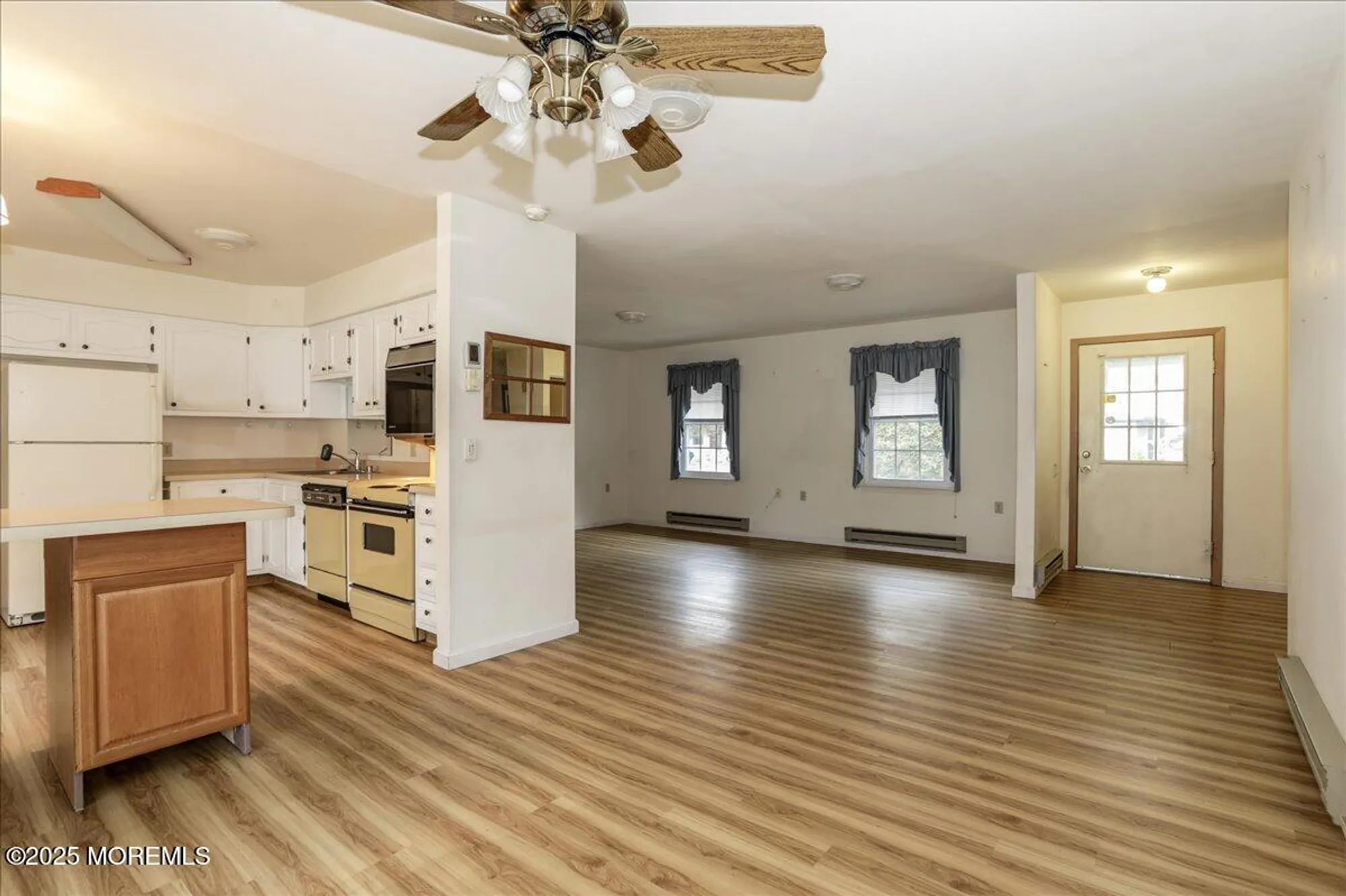 Property Slideshow image 20 of 49 | 36 penwood dr # 55, Whiting, NJ, 08759