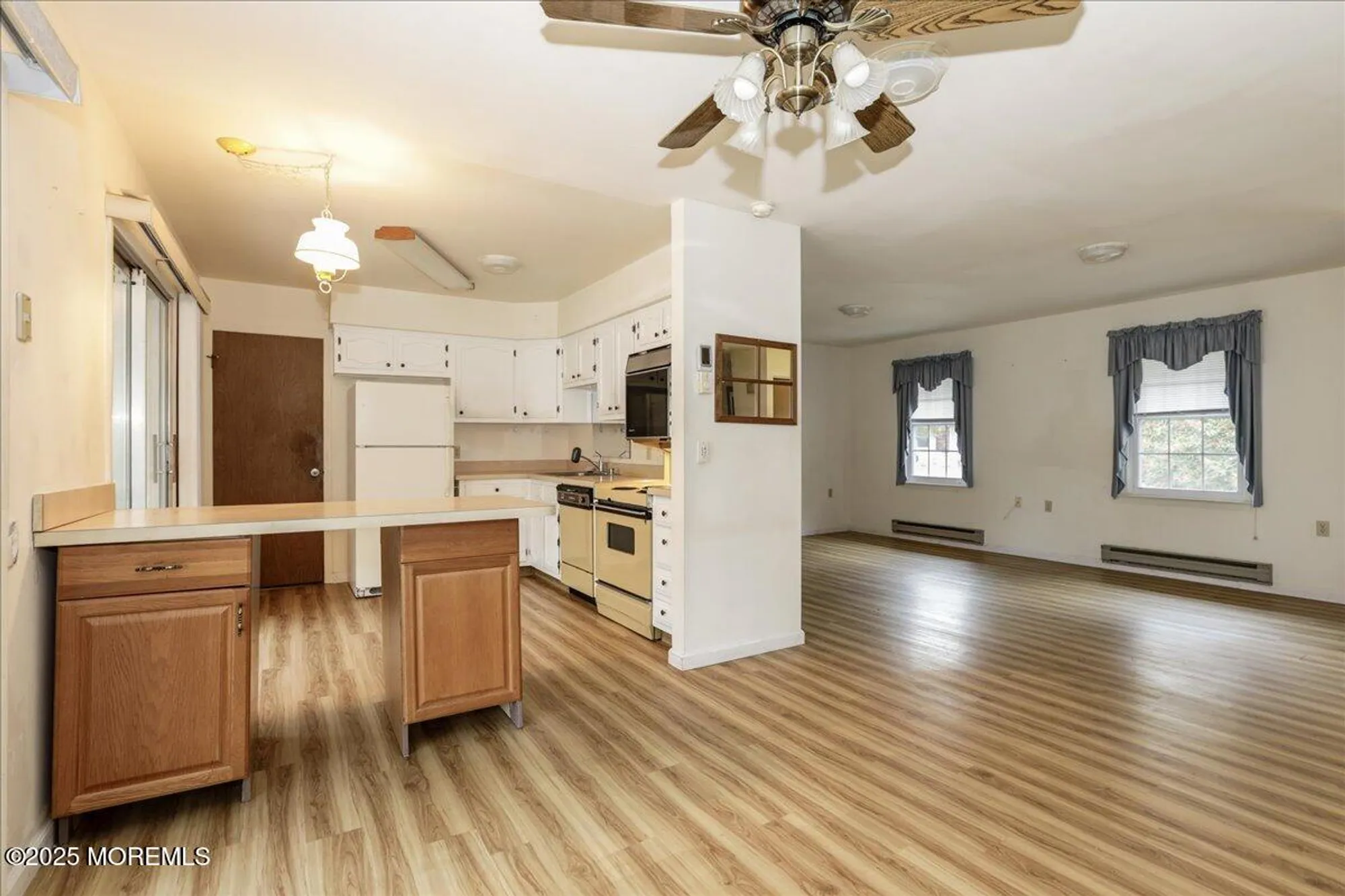 Property Slideshow image 22 of 49 | 36 penwood dr # 55, Whiting, NJ, 08759