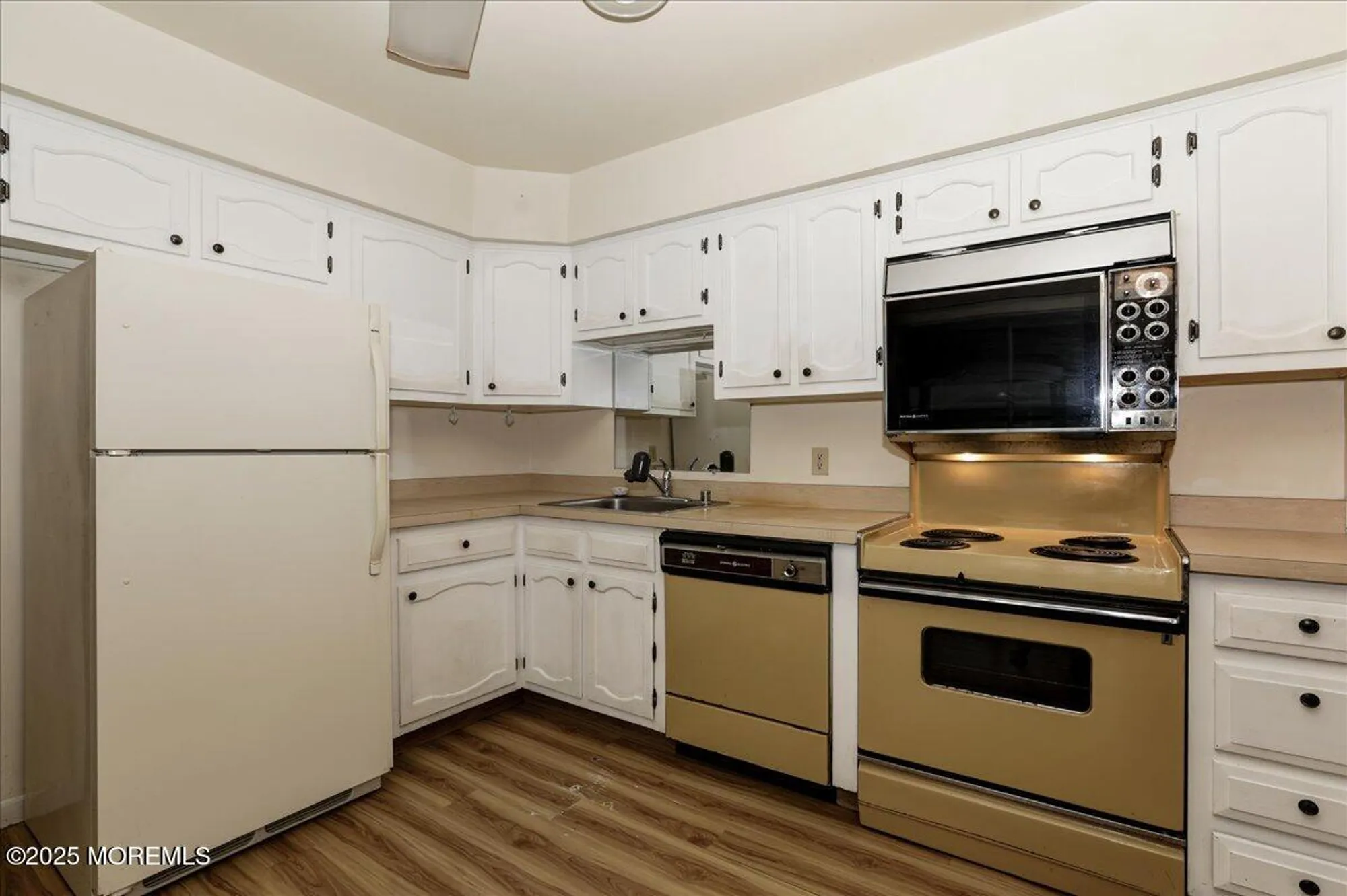 Property Slideshow image 26 of 49 | 36 penwood dr # 55, Whiting, NJ, 08759