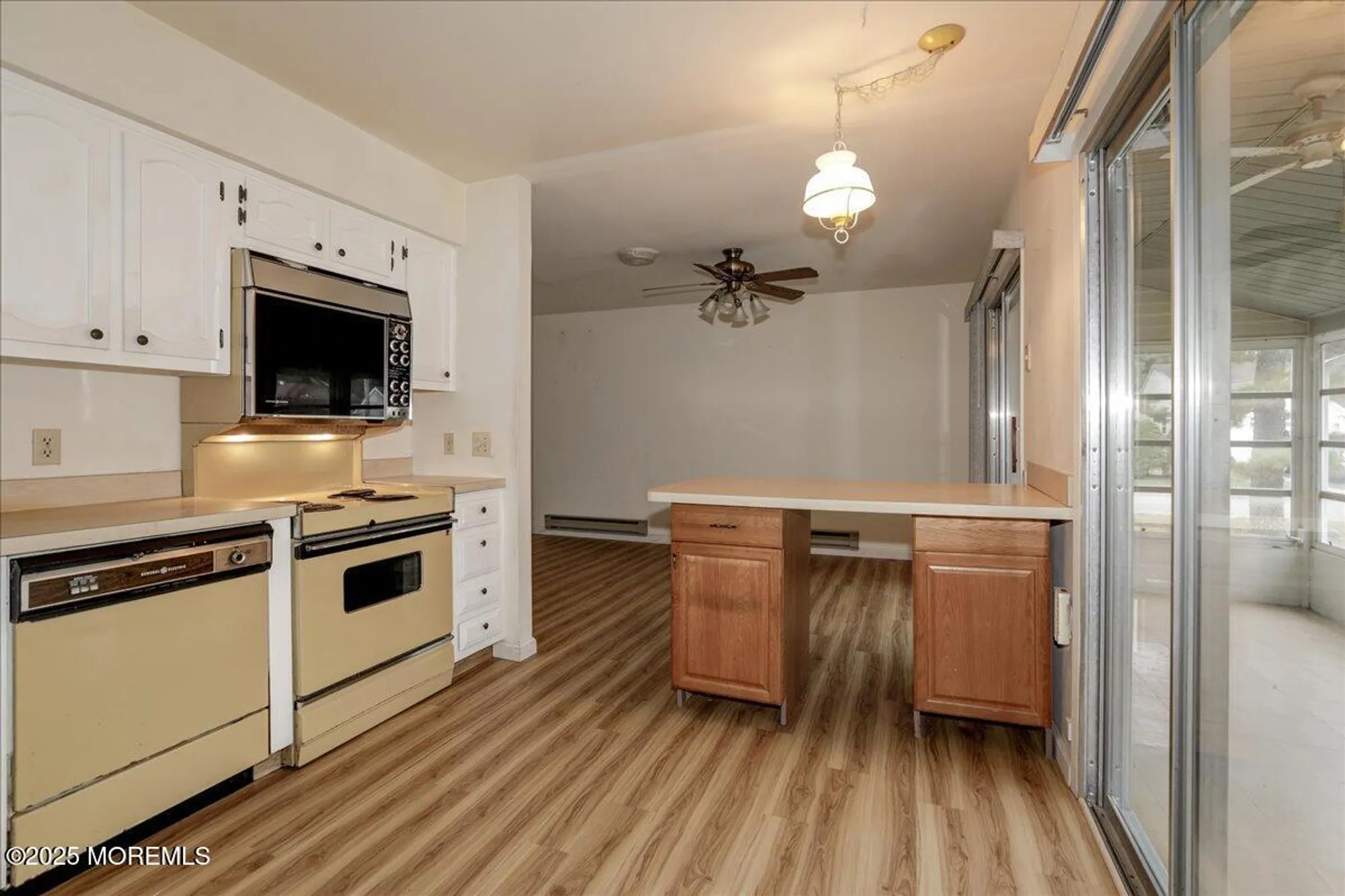 Property Slideshow image 27 of 49 | 36 penwood dr # 55, Whiting, NJ, 08759