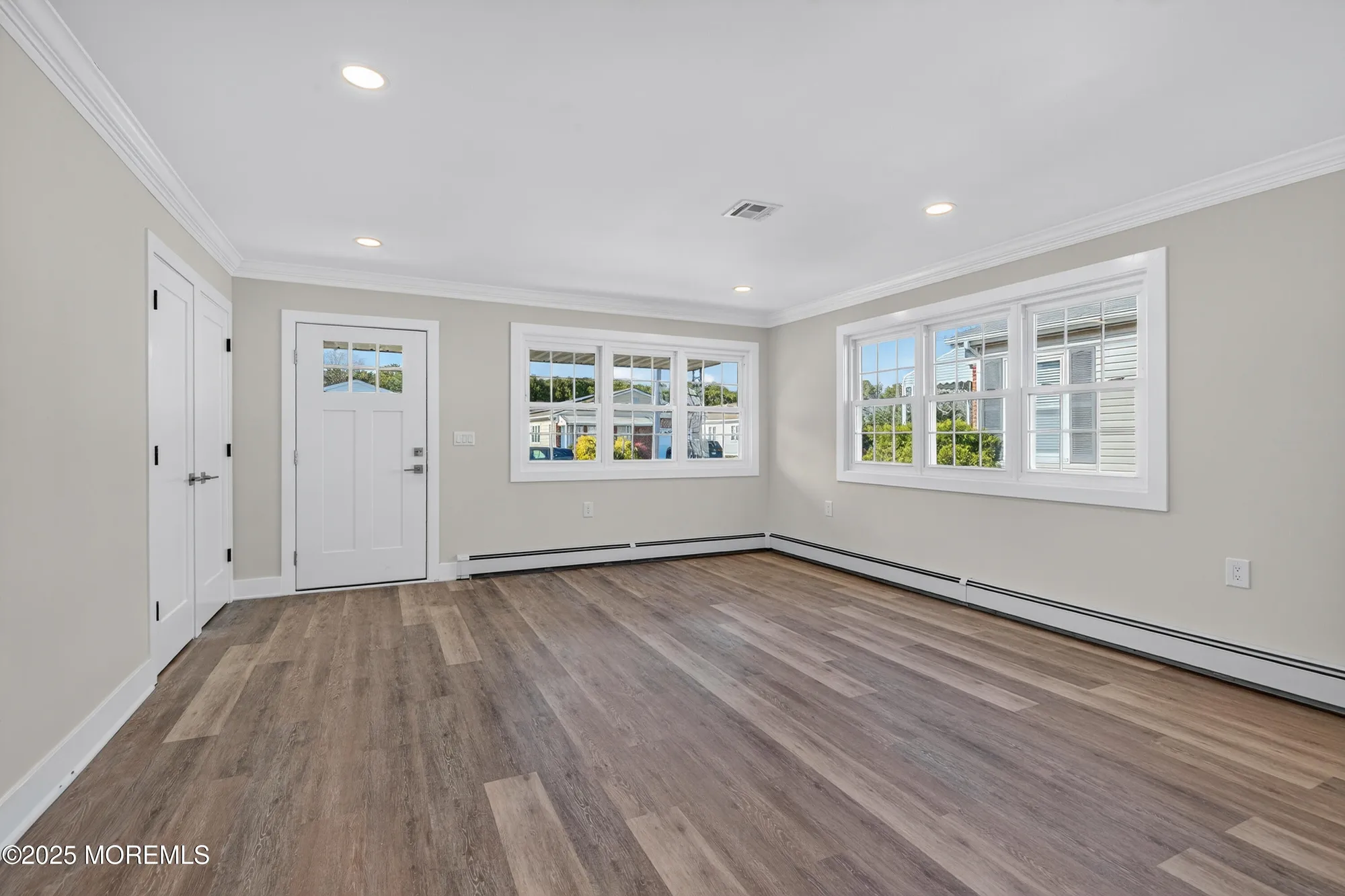 Property Slideshow image 6 of 24 | 12 burgess ct, Toms River, NJ, 08757