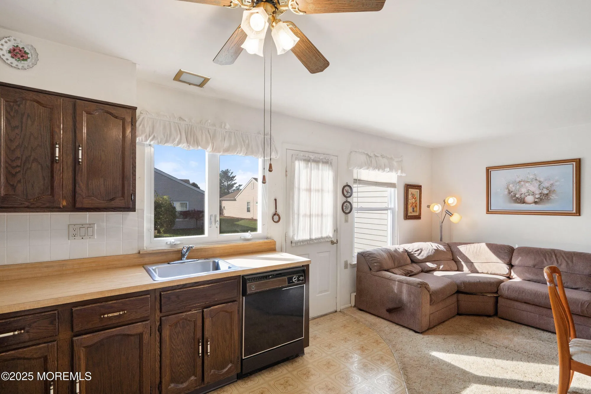 Property Slideshow image 13 of 47 | 11 wycombe way, Lakehurst, NJ, 08759