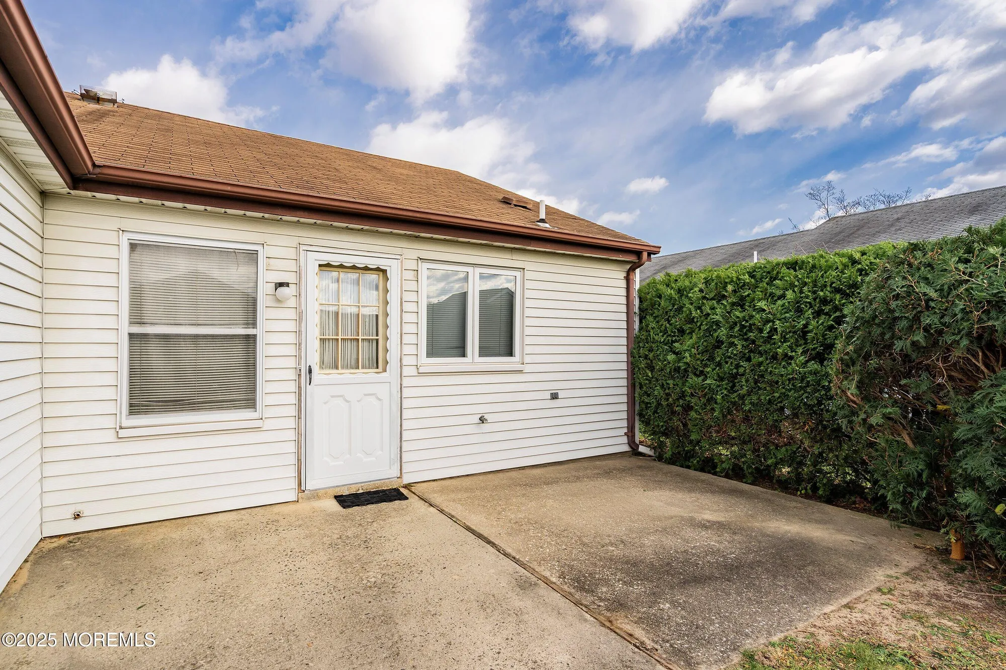 Property Slideshow image 24 of 47 | 11 wycombe way, Lakehurst, NJ, 08759