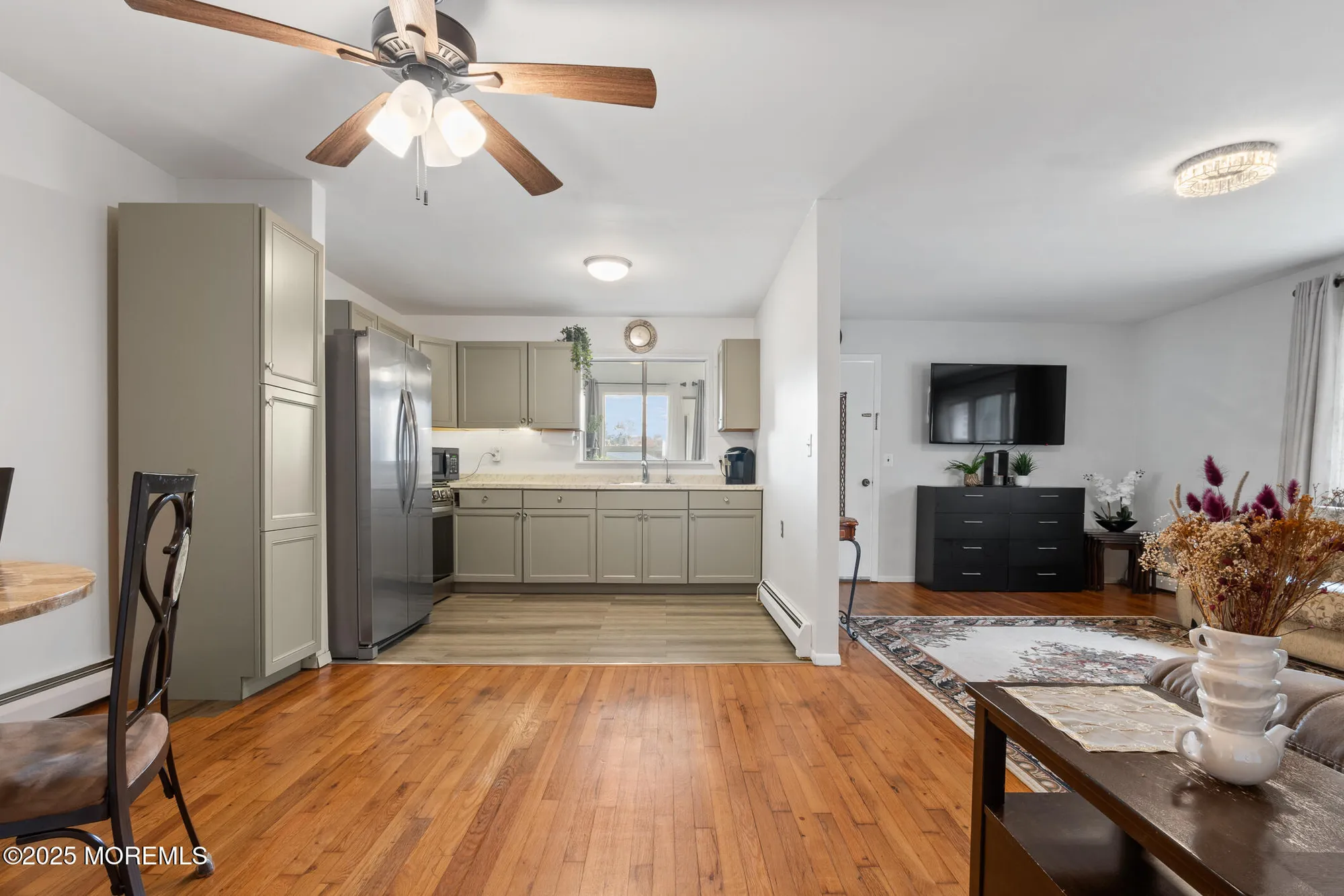 Property Slideshow image 11 of 17 | 28 saint moritz pl, Toms River, NJ, 08753