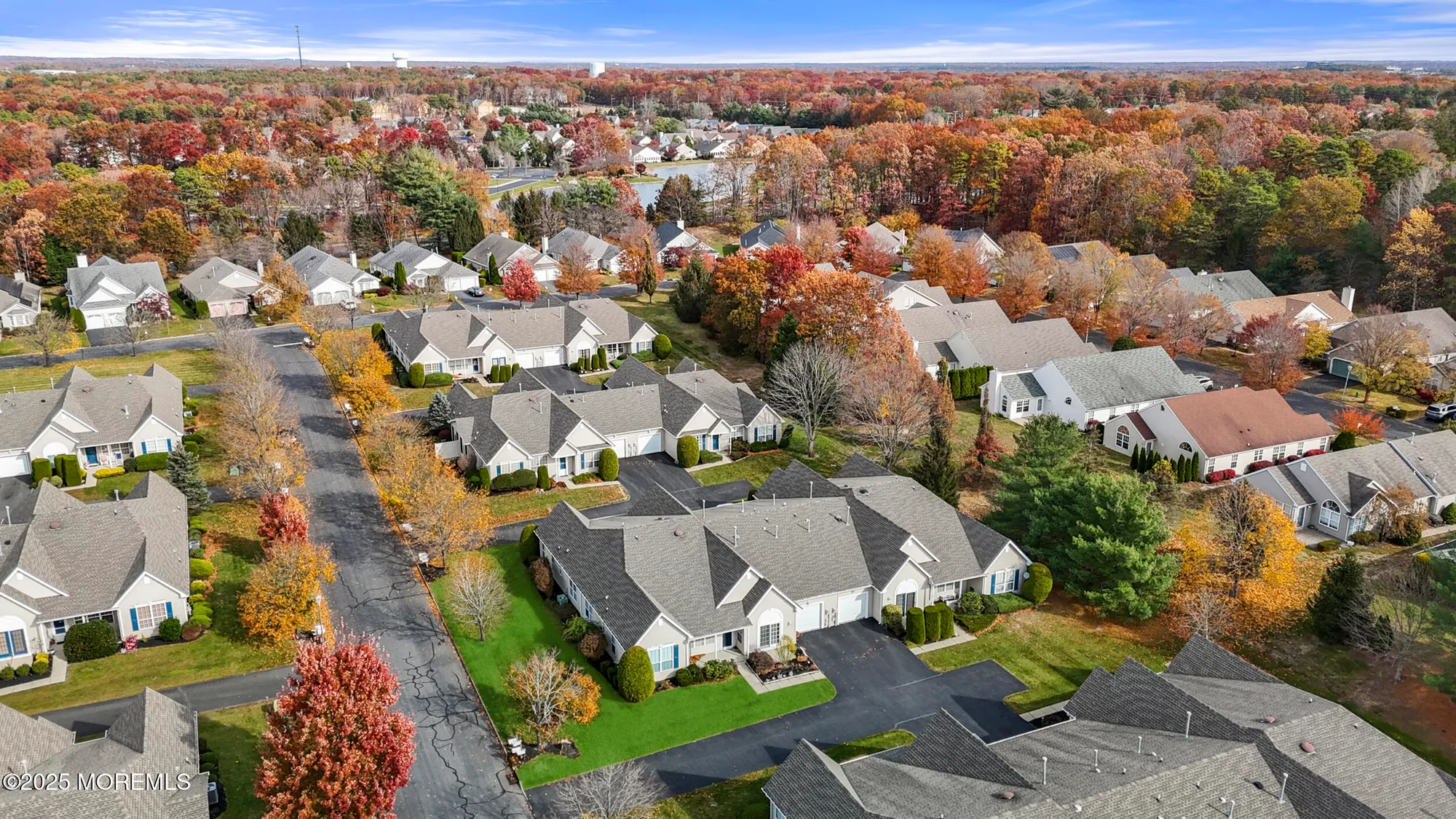 Property Slideshow image 18 of 19 | 45 deerchase ln, Lakewood, NJ, 08701