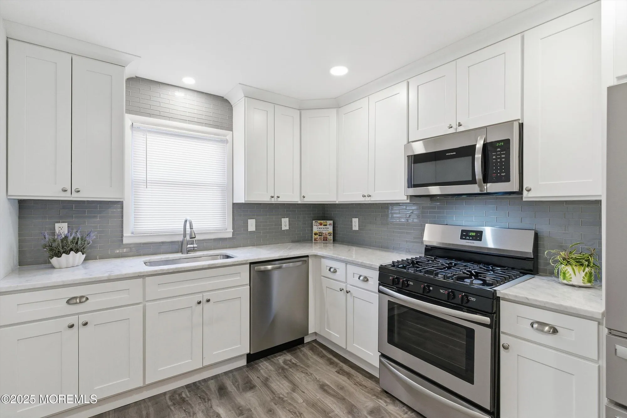 Property Slideshow image 10 of 36 | 48 whitaker dr, Toms River, NJ, 08757