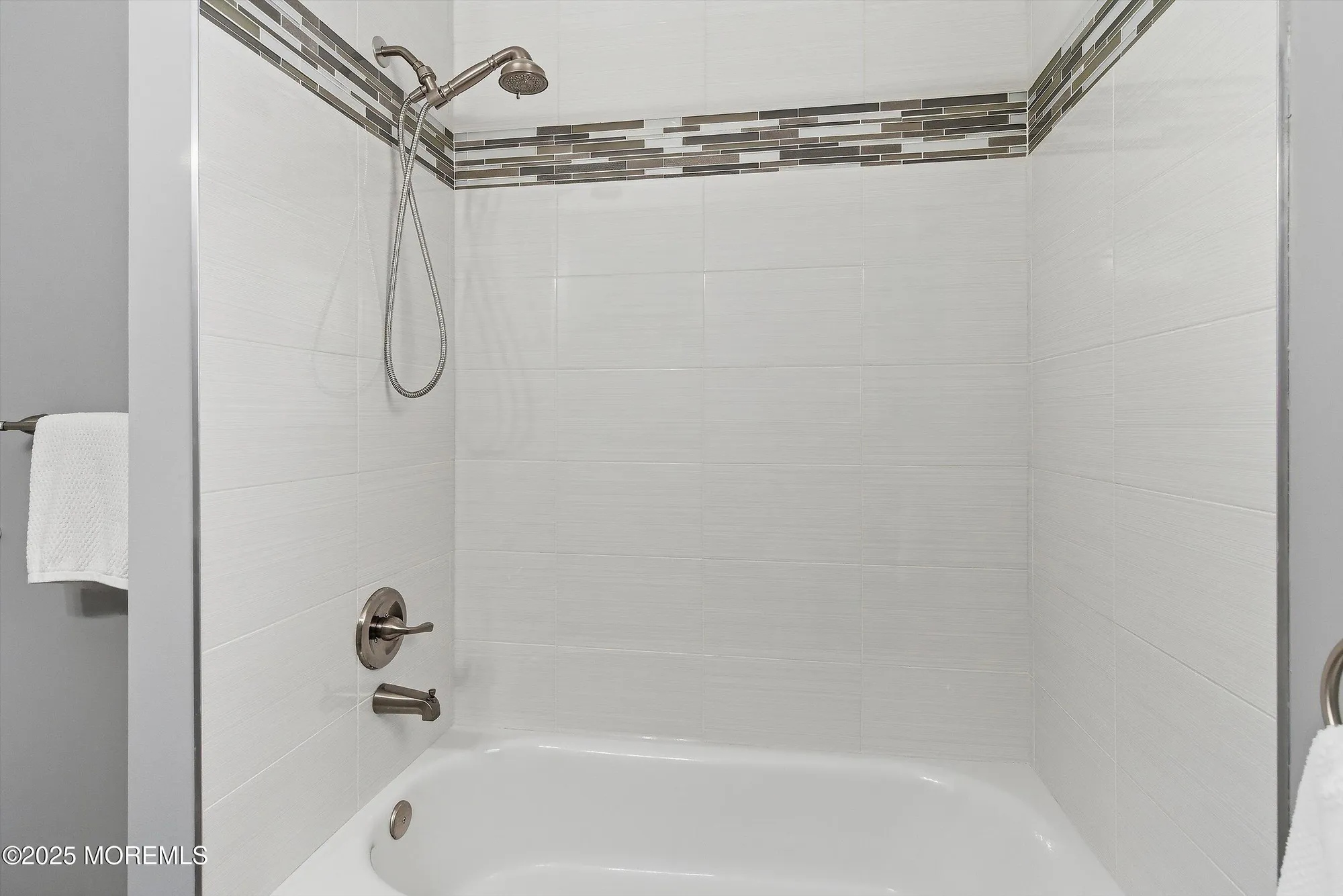 Property Slideshow image 21 of 36 | 48 whitaker dr, Toms River, NJ, 08757