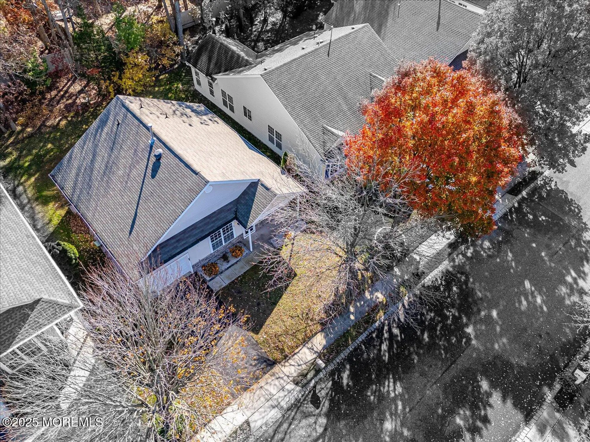 Property Slideshow image 5 of 40 | 87 robin ln, Barnegat, NJ, 08005