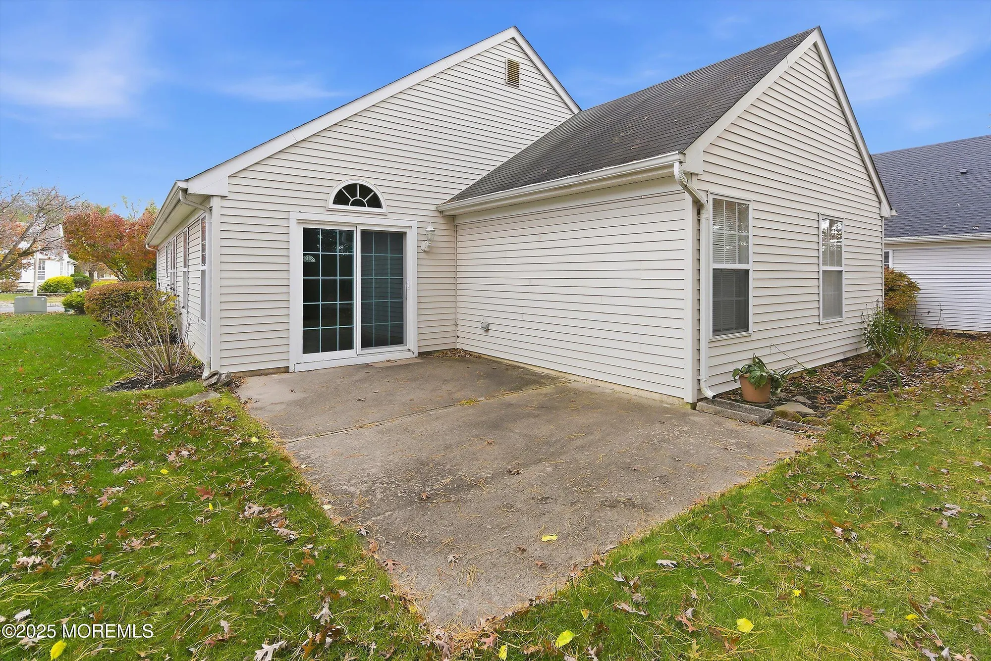 Property Slideshow image 25 of 49 | 4 schoolhouse ln, Lakewood, NJ, 08701