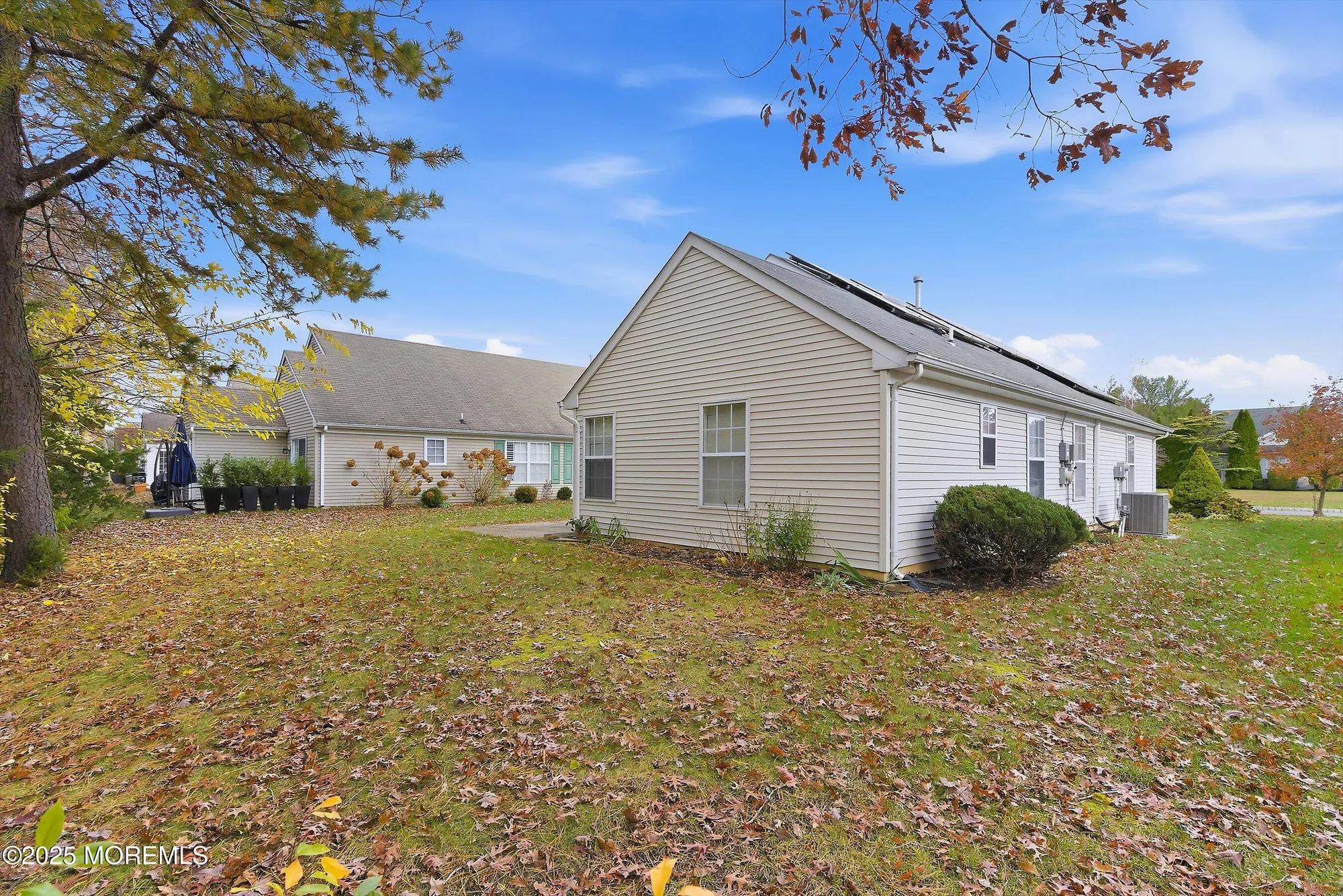 Property Slideshow image 27 of 49 | 4 schoolhouse ln, Lakewood, NJ, 08701