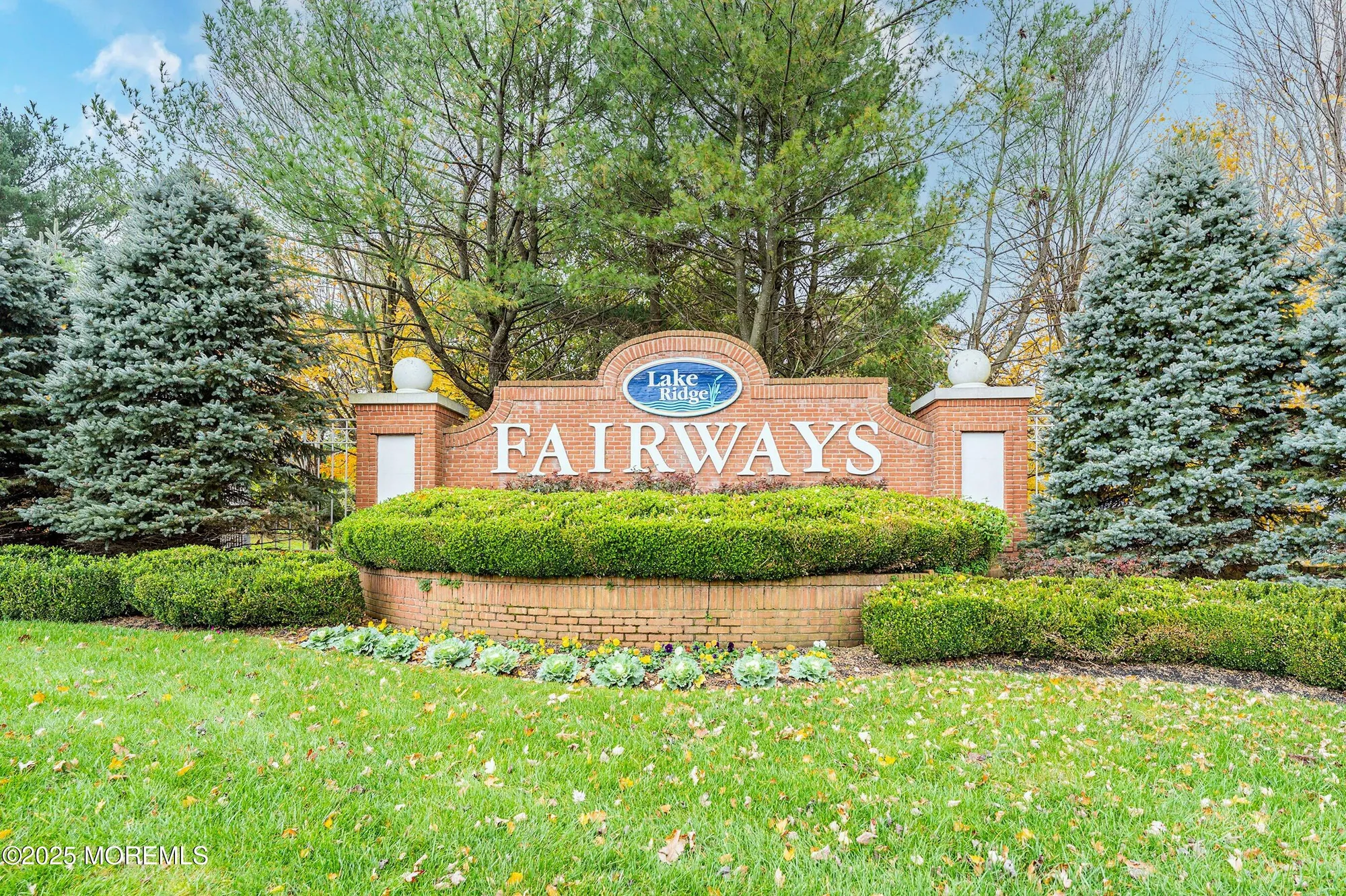 Property Slideshow image 36 of 49 | 4 schoolhouse ln, Lakewood, NJ, 08701