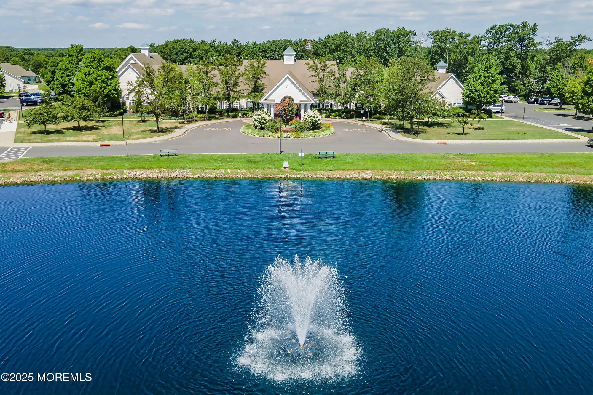 Property Slideshow image 31 of 49 | 4 schoolhouse ln, Lakewood, NJ, 08701