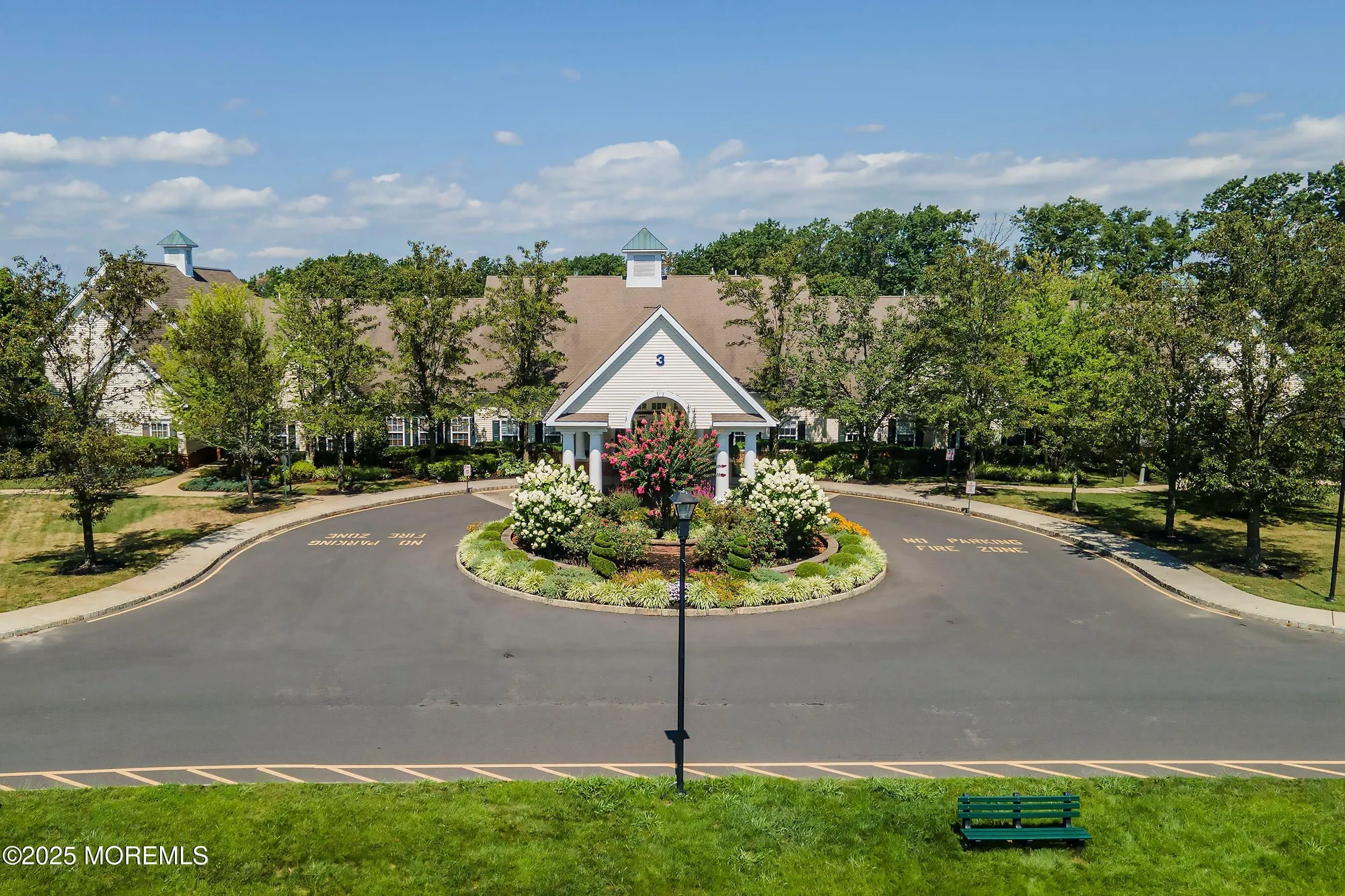 Property Slideshow image 32 of 49 | 4 schoolhouse ln, Lakewood, NJ, 08701