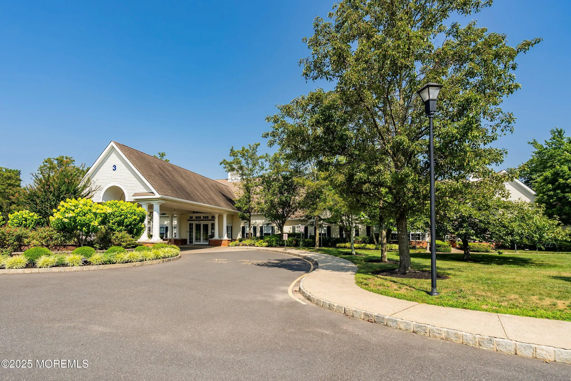 Property Slideshow image 39 of 49 | 4 schoolhouse ln, Lakewood, NJ, 08701