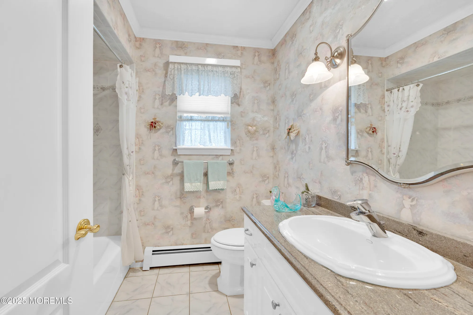 Property Slideshow image 21 of 33 | 6 matterhorn way, Brick, NJ, 08724