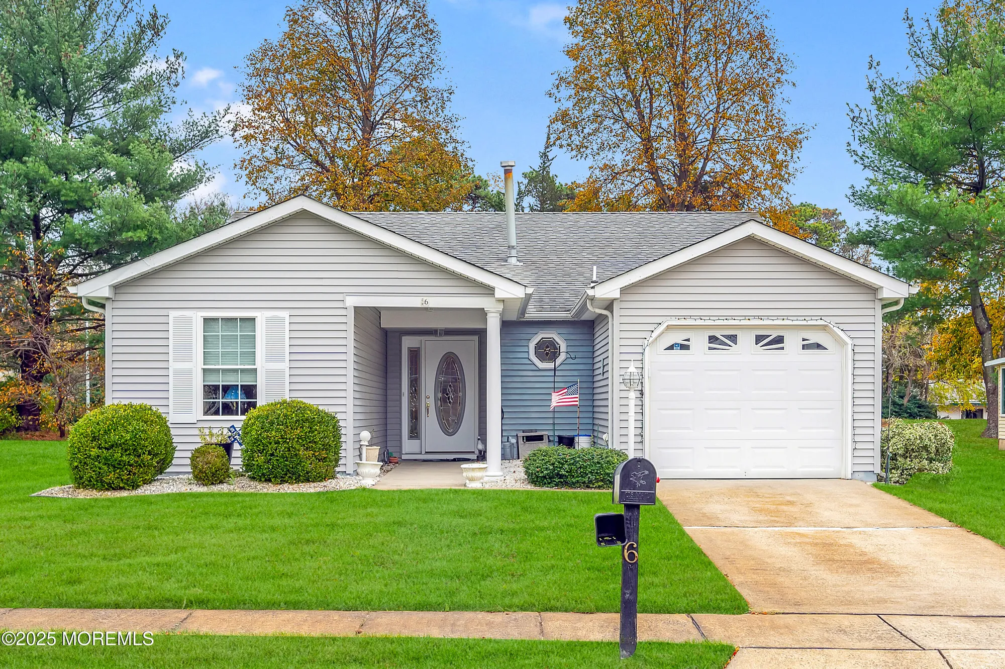 Property Slideshow image 3 of 33 | 6 matterhorn way, Brick, NJ, 08724