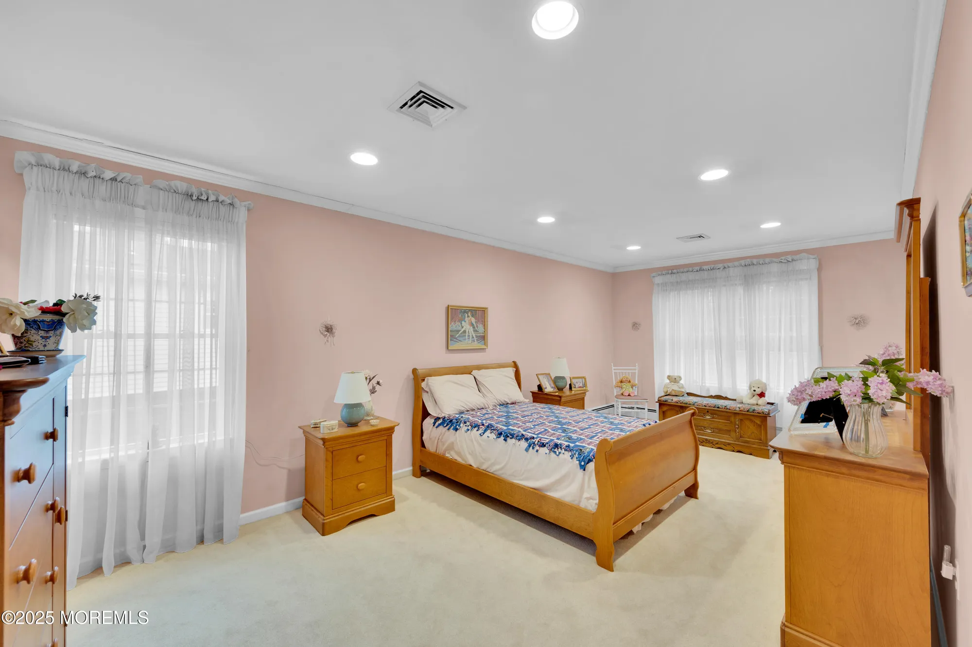 Property Slideshow image 17 of 33 | 6 matterhorn way, Brick, NJ, 08724