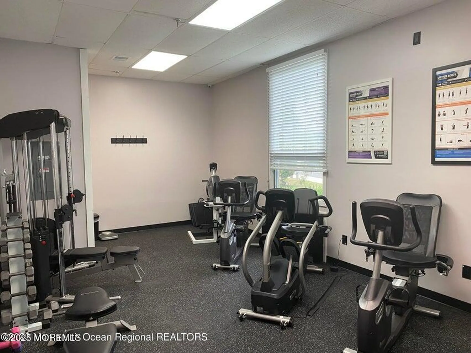 Property Slideshow image 24 of 33 | 6 matterhorn way, Brick, NJ, 08724