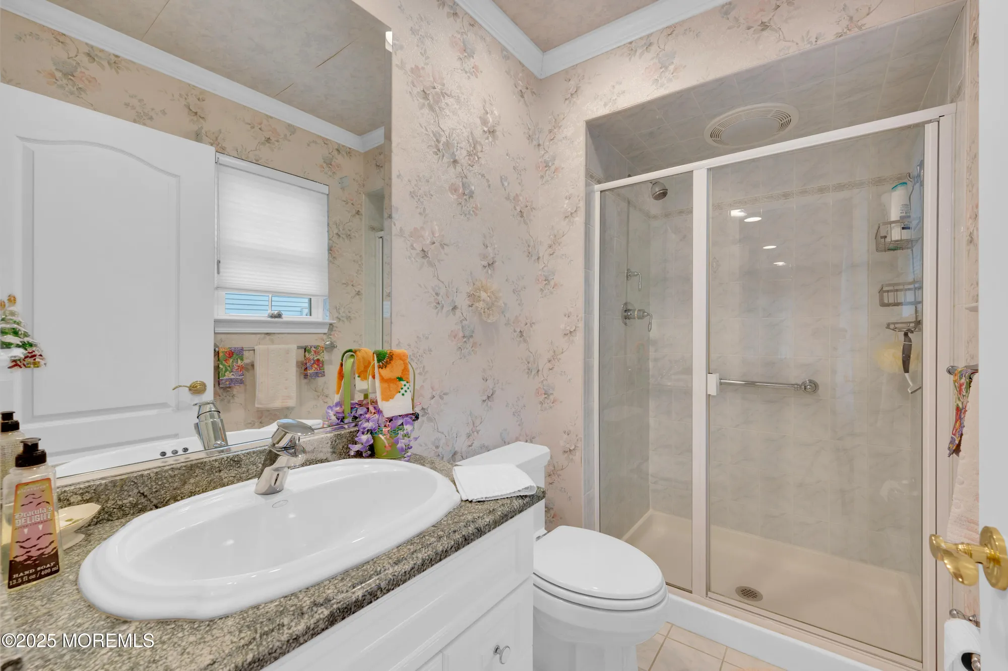 Property Slideshow image 19 of 33 | 6 matterhorn way, Brick, NJ, 08724