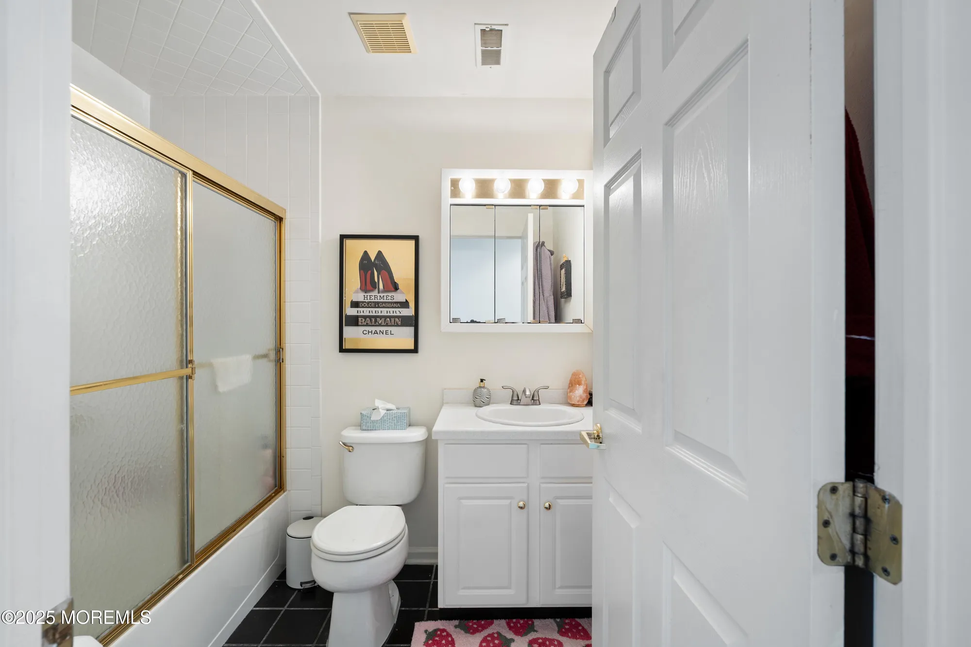 Property Slideshow image 16 of 30 | 7 regent sq, Jackson, NJ, 08527