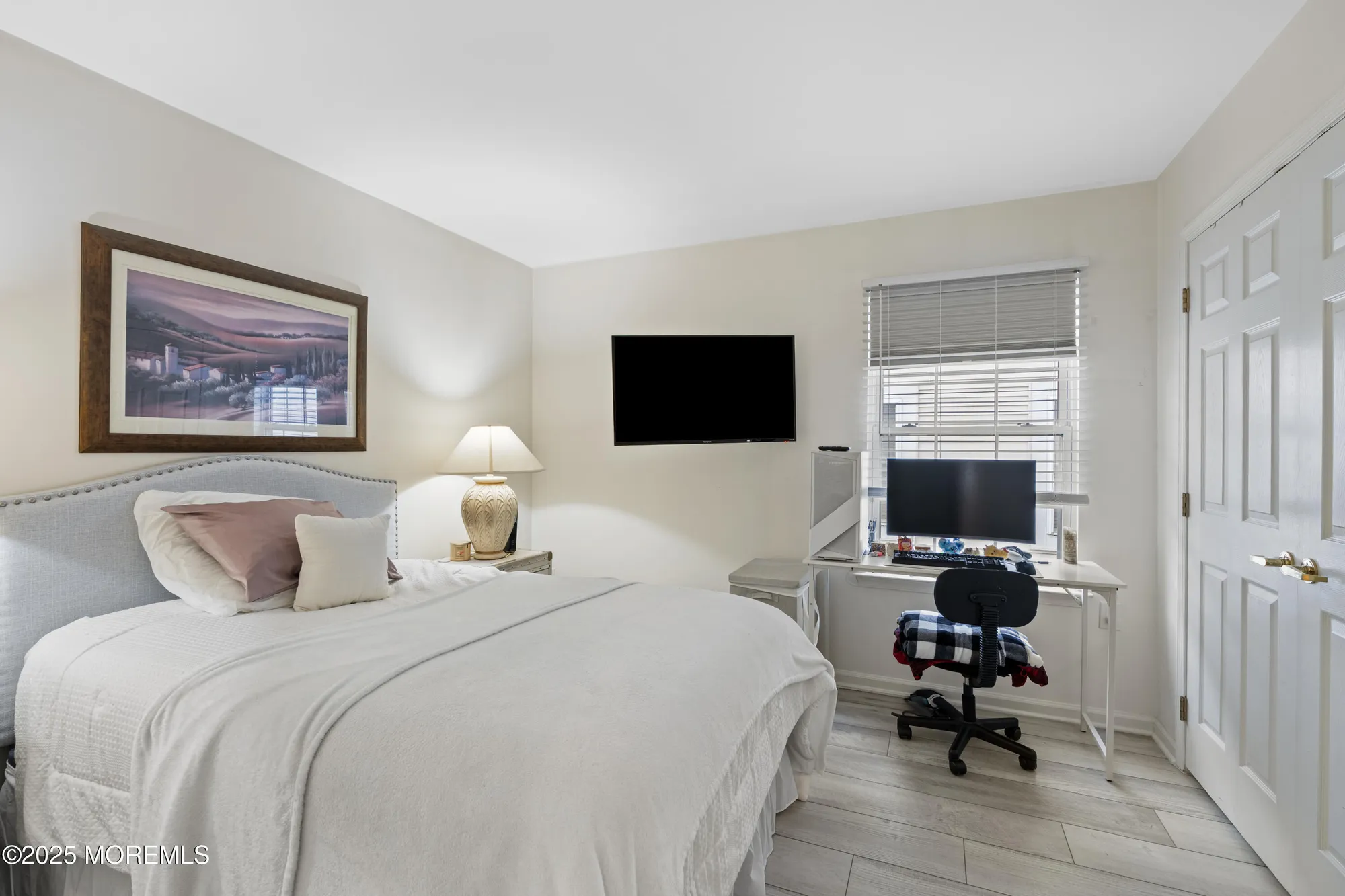 Property Slideshow image 15 of 30 | 7 regent sq, Jackson, NJ, 08527