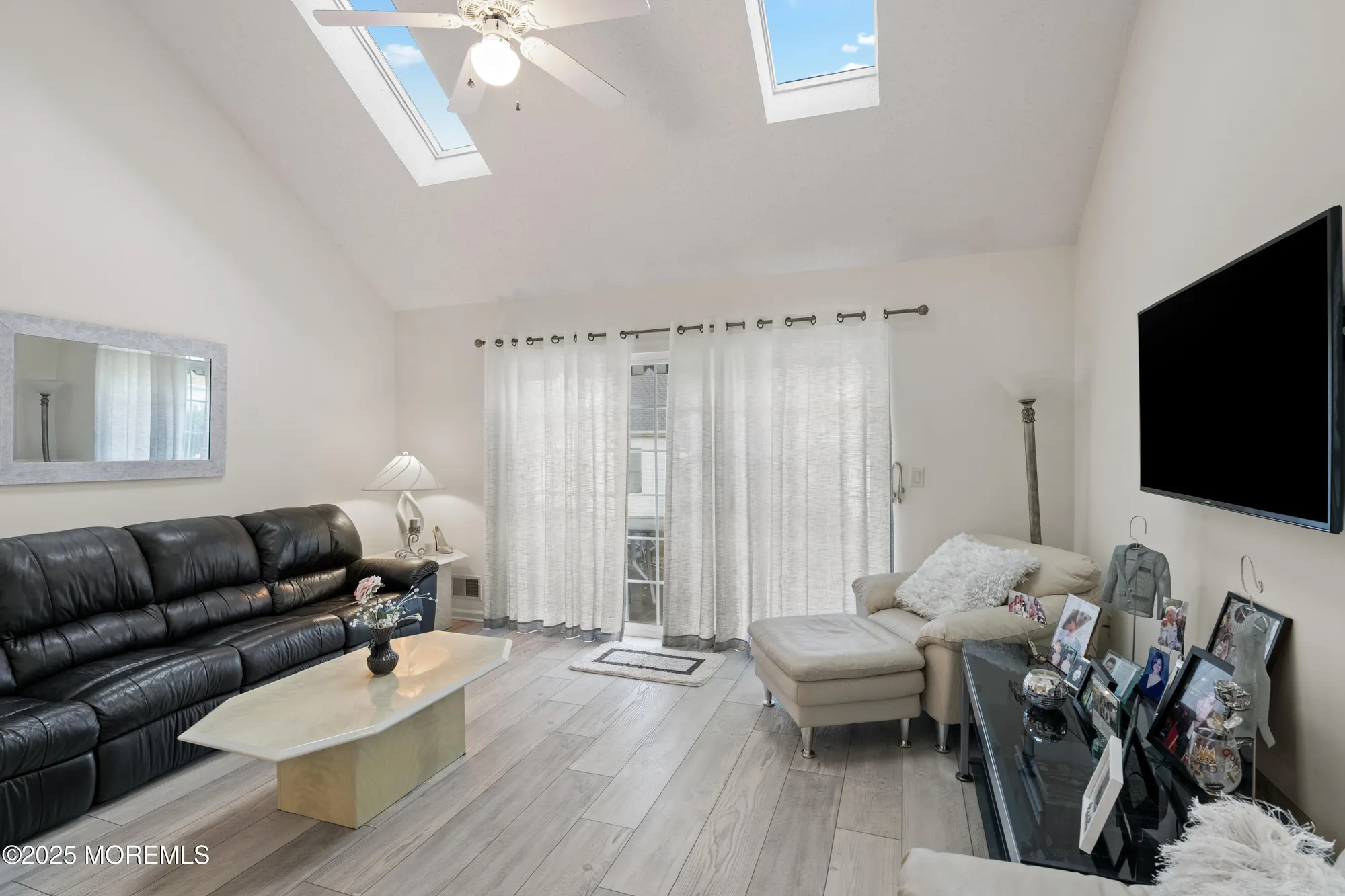 Property Slideshow image 10 of 30 | 7 regent sq, Jackson, NJ, 08527