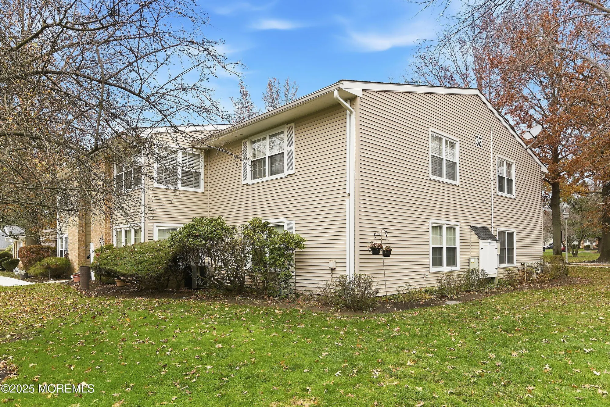 Property Slideshow image 20 of 29 | 7 boxwood ter # 250, Red Bank, NJ, 07701